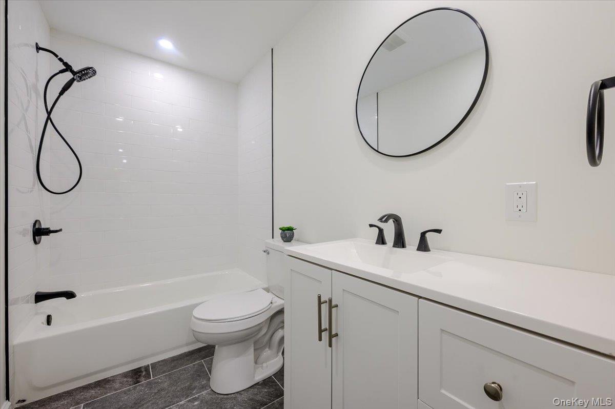 17 Lake Prom – For Sale photo 18