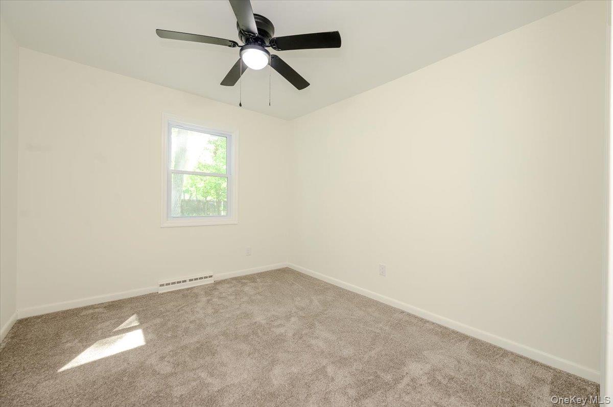 17 Lake Prom – For Sale photo 12