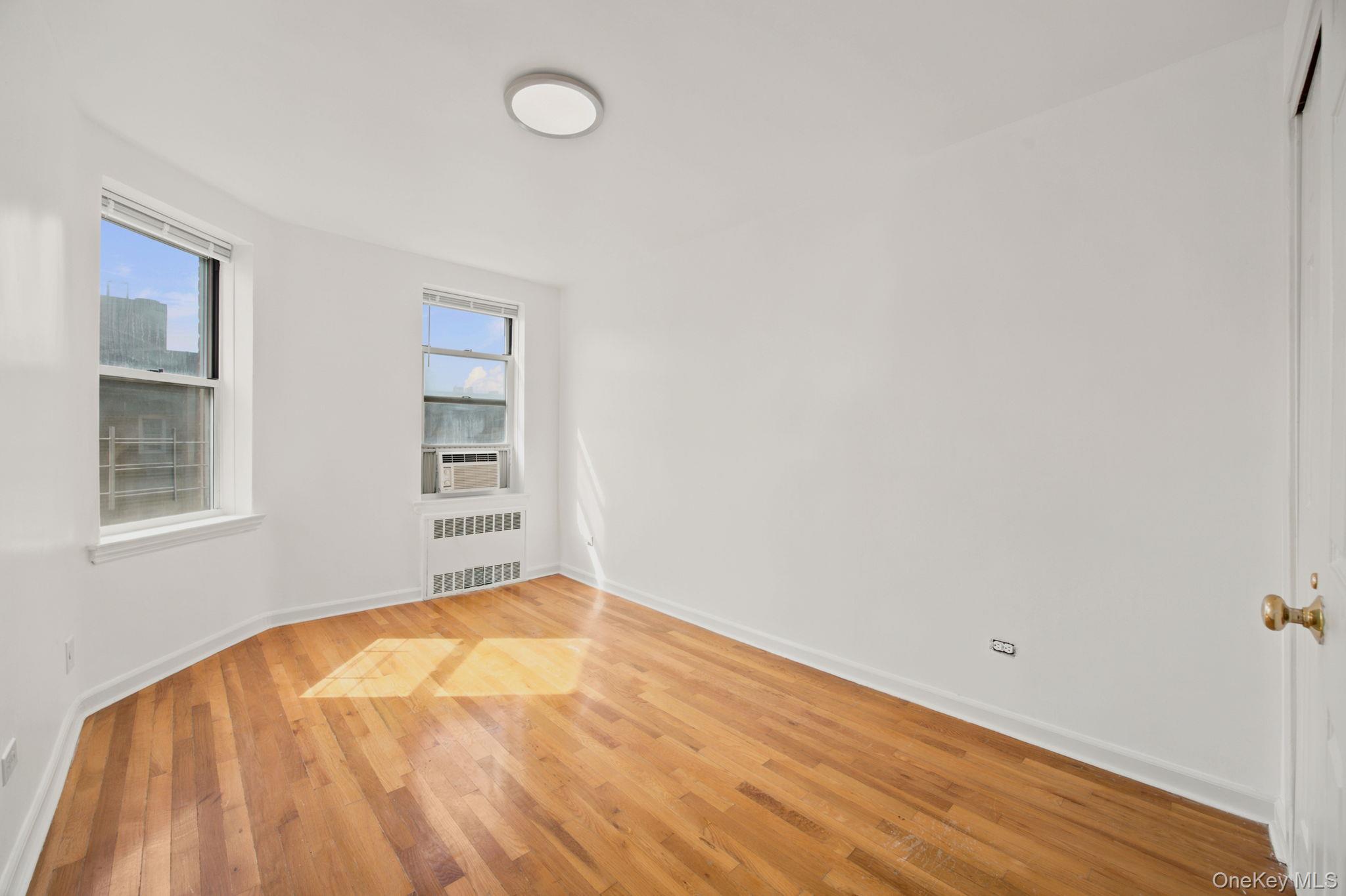 67-07 Yellowstone Boulevard, Unit 6F photo 14