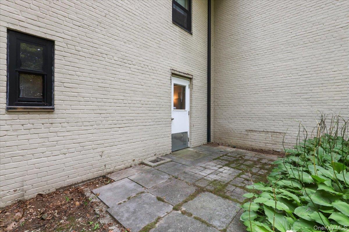 5 Whitehall Road, Unit 1L photo 18