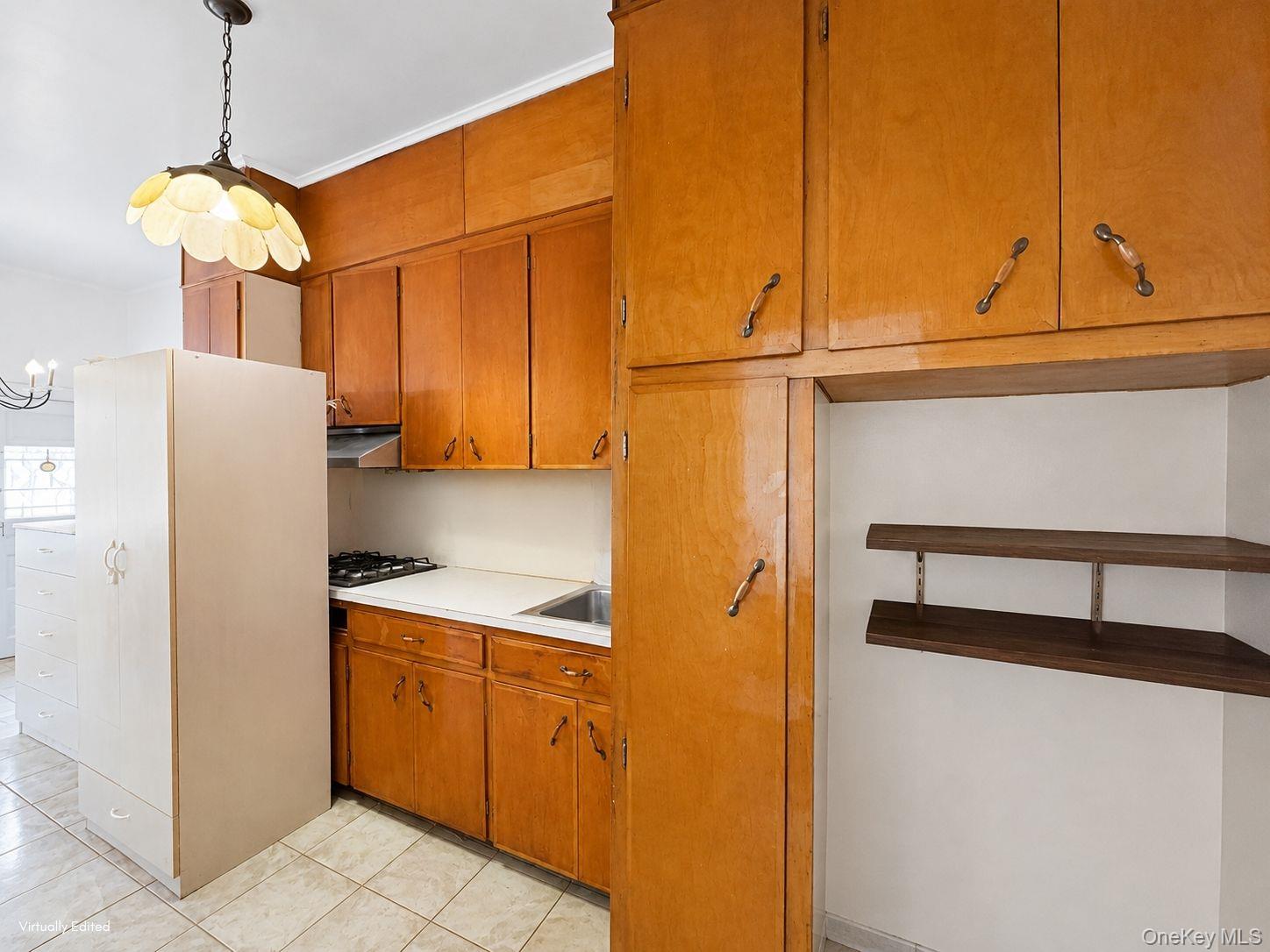 32-17 46 Street – For Sale photo 16