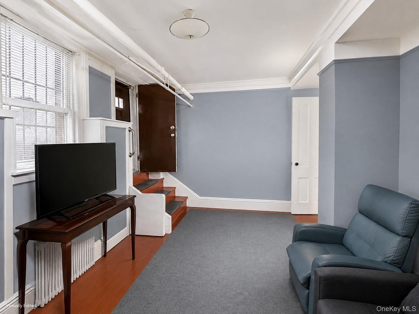 32-17 46 Street – For Sale photo 7