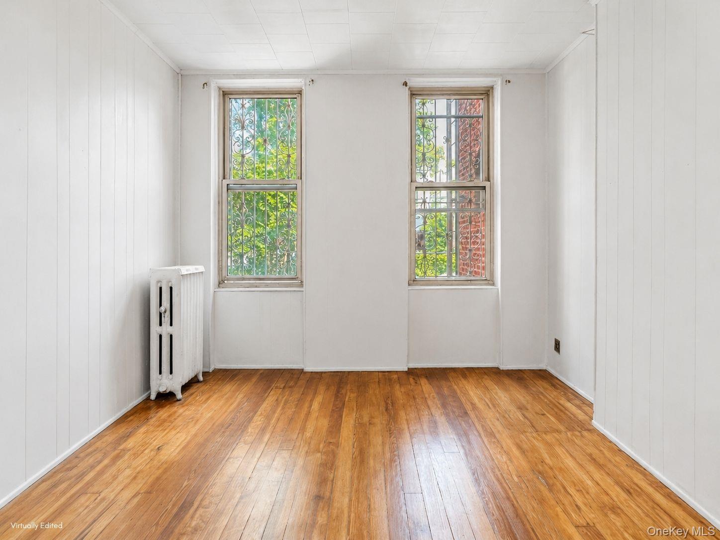 32-17 46 Street – For Sale photo 27