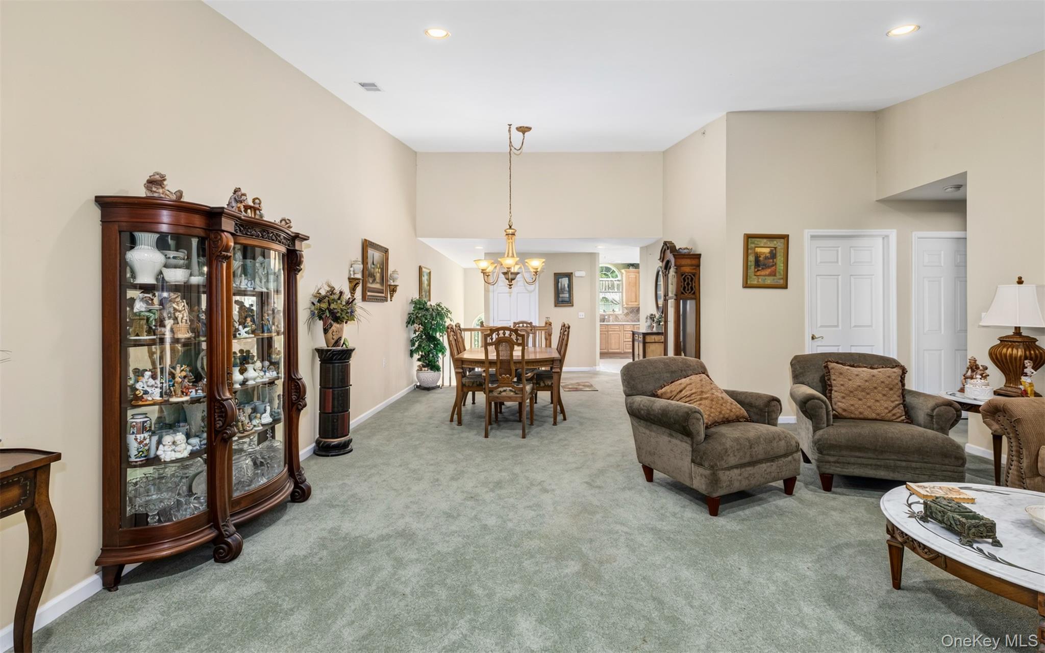 110 Joseph Lane – For Sale photo 12
