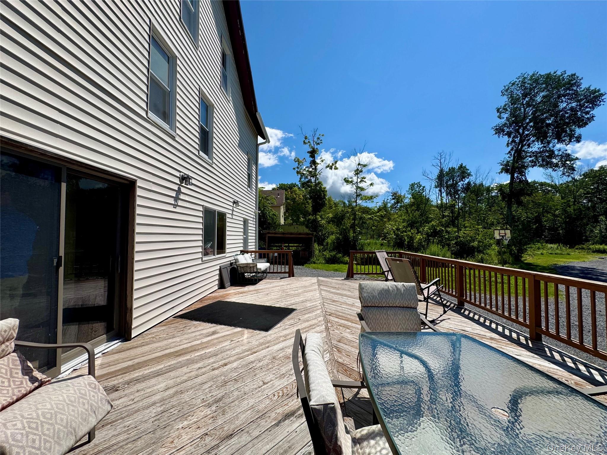 398 Lake Road – For Sale photo 9