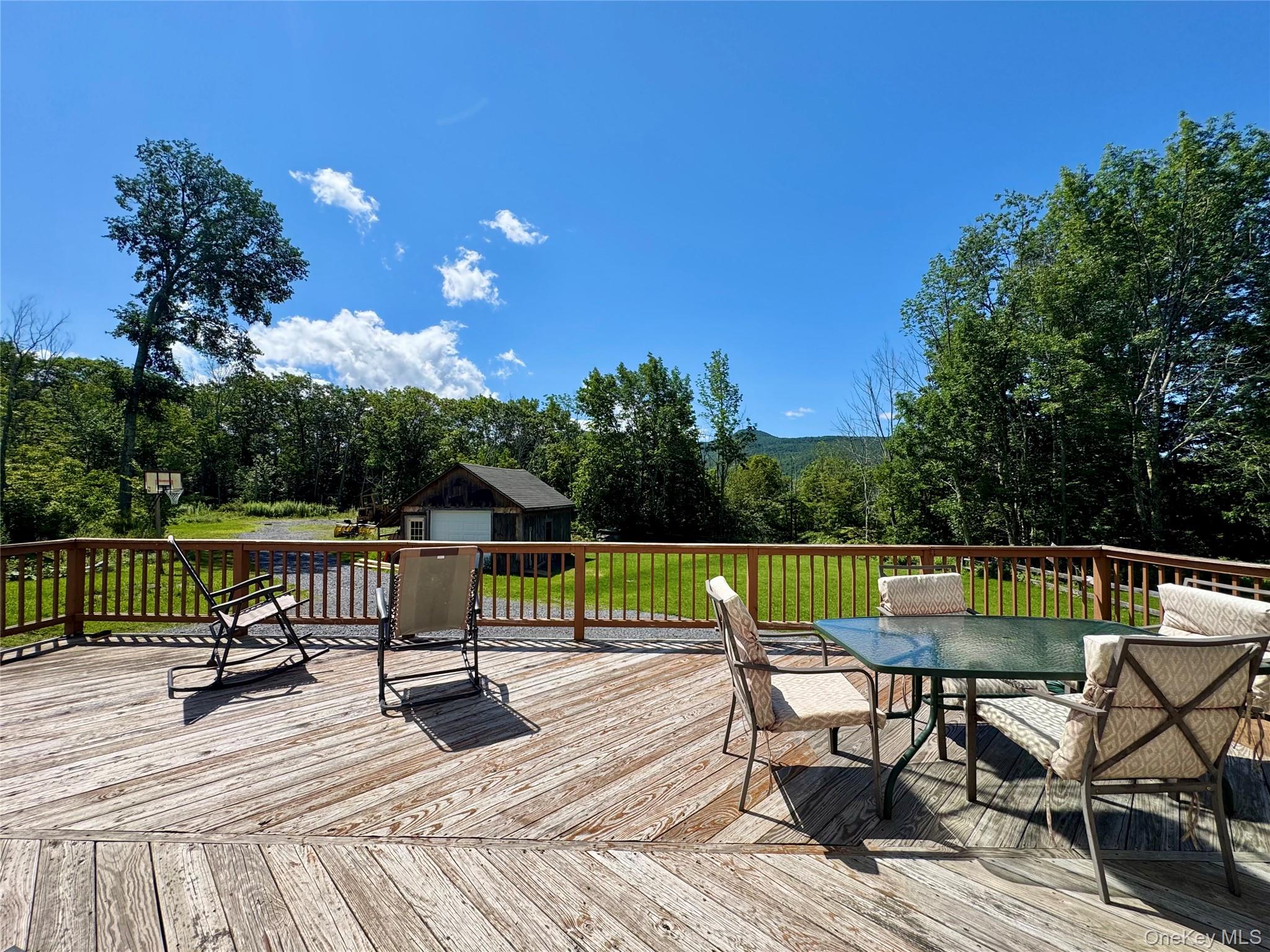 398 Lake Road – For Sale photo 7