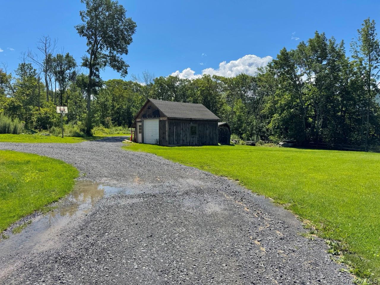398 Lake Road – For Sale photo 5