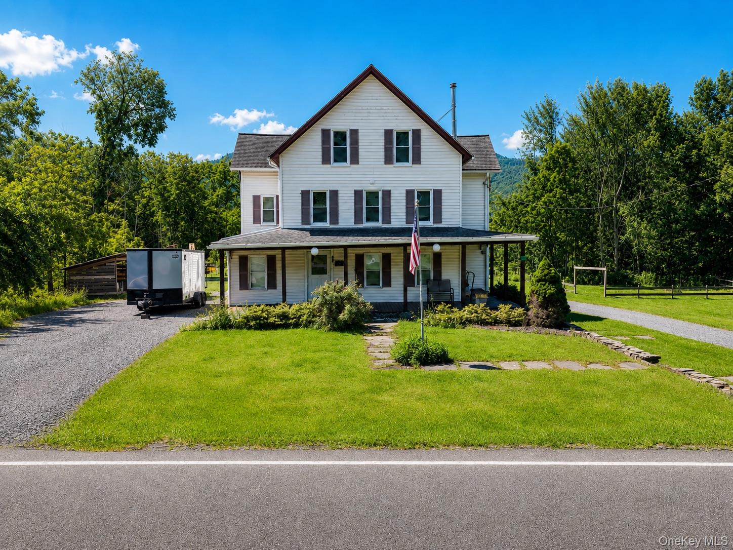 398 Lake Road – For Sale