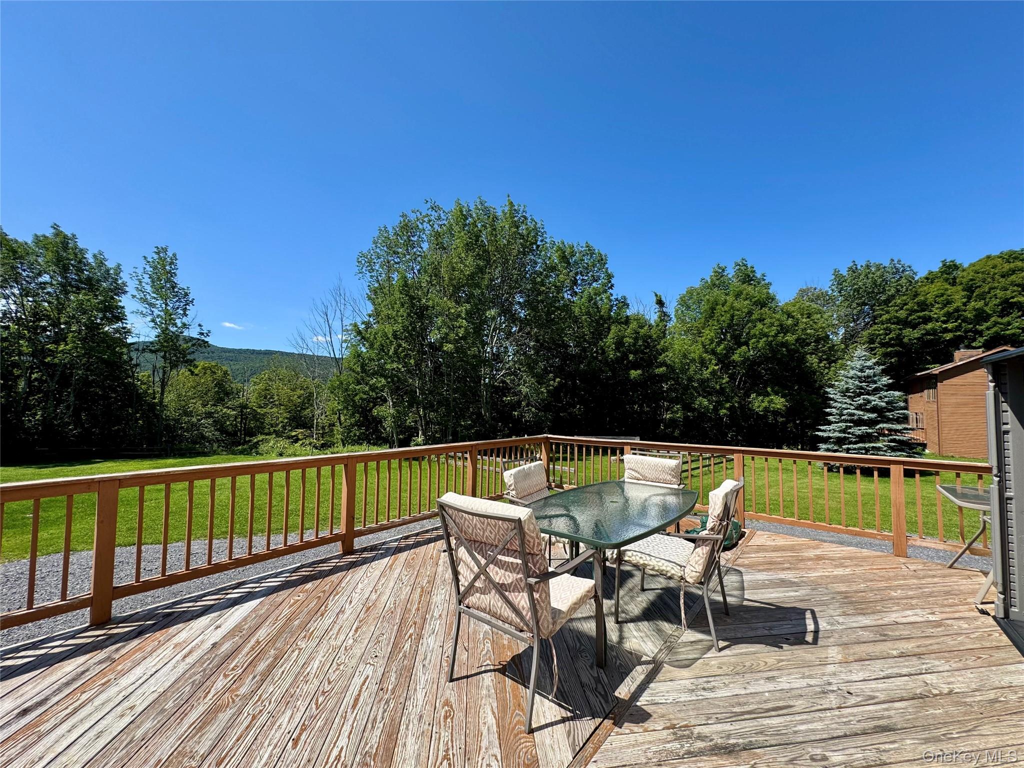 398 Lake Road – For Sale photo 8
