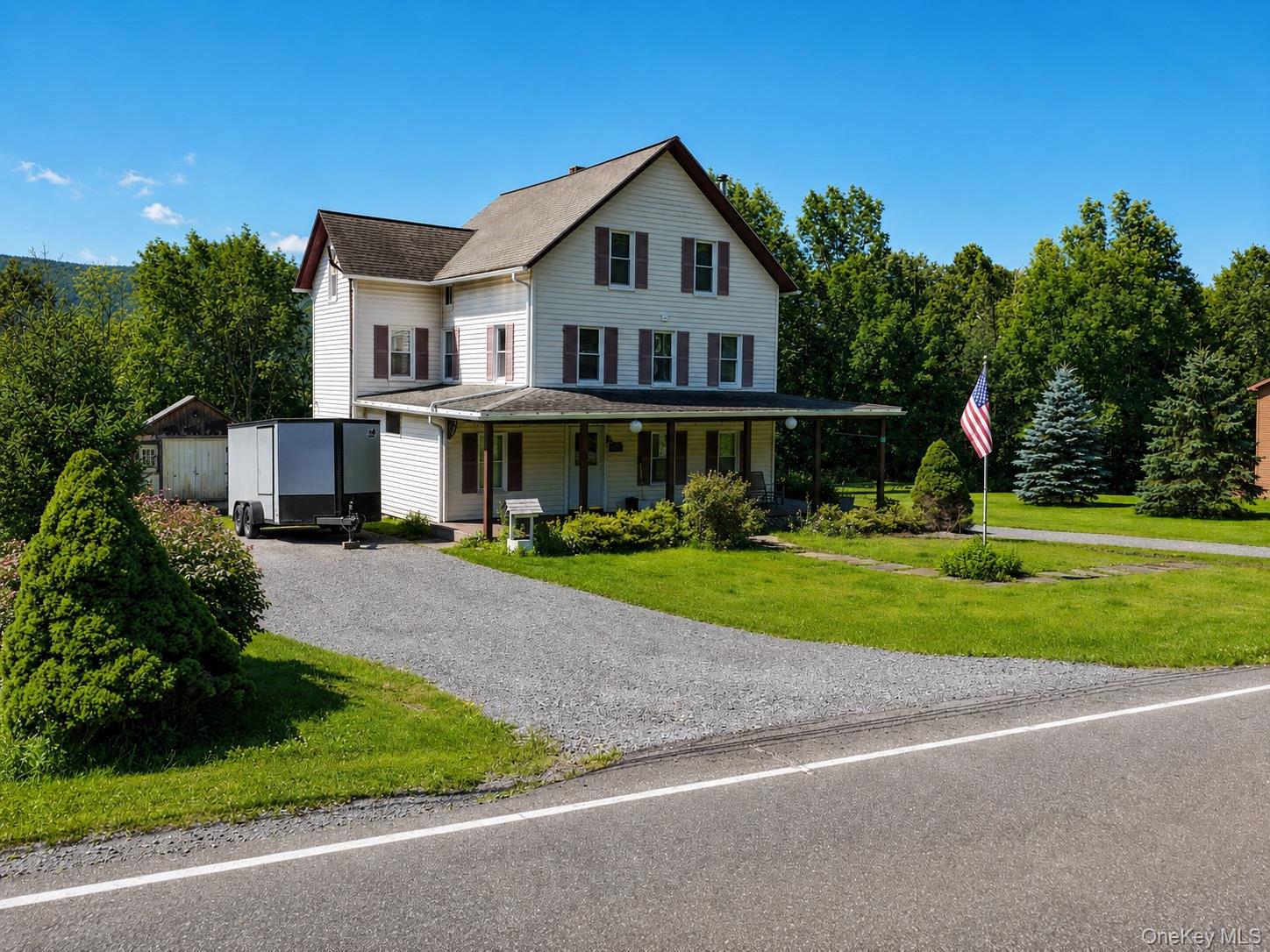 398 Lake Road – For Sale photo 2