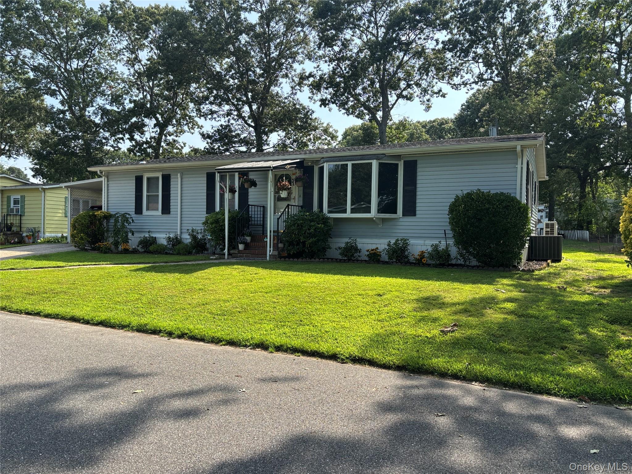 1661 Old Country Road, Unit 454 photo 2