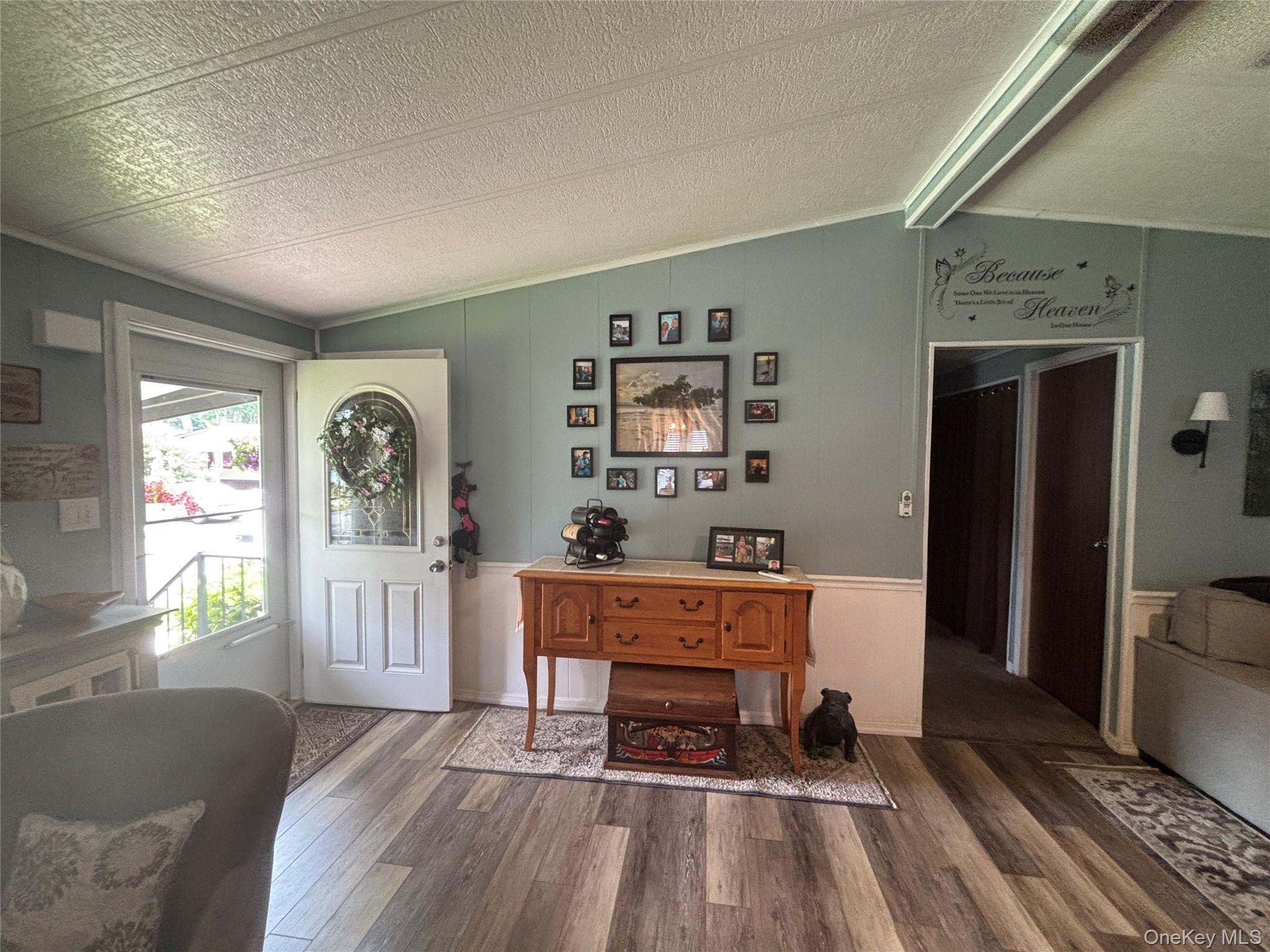 1661 Old Country Road, Unit 454 photo 11