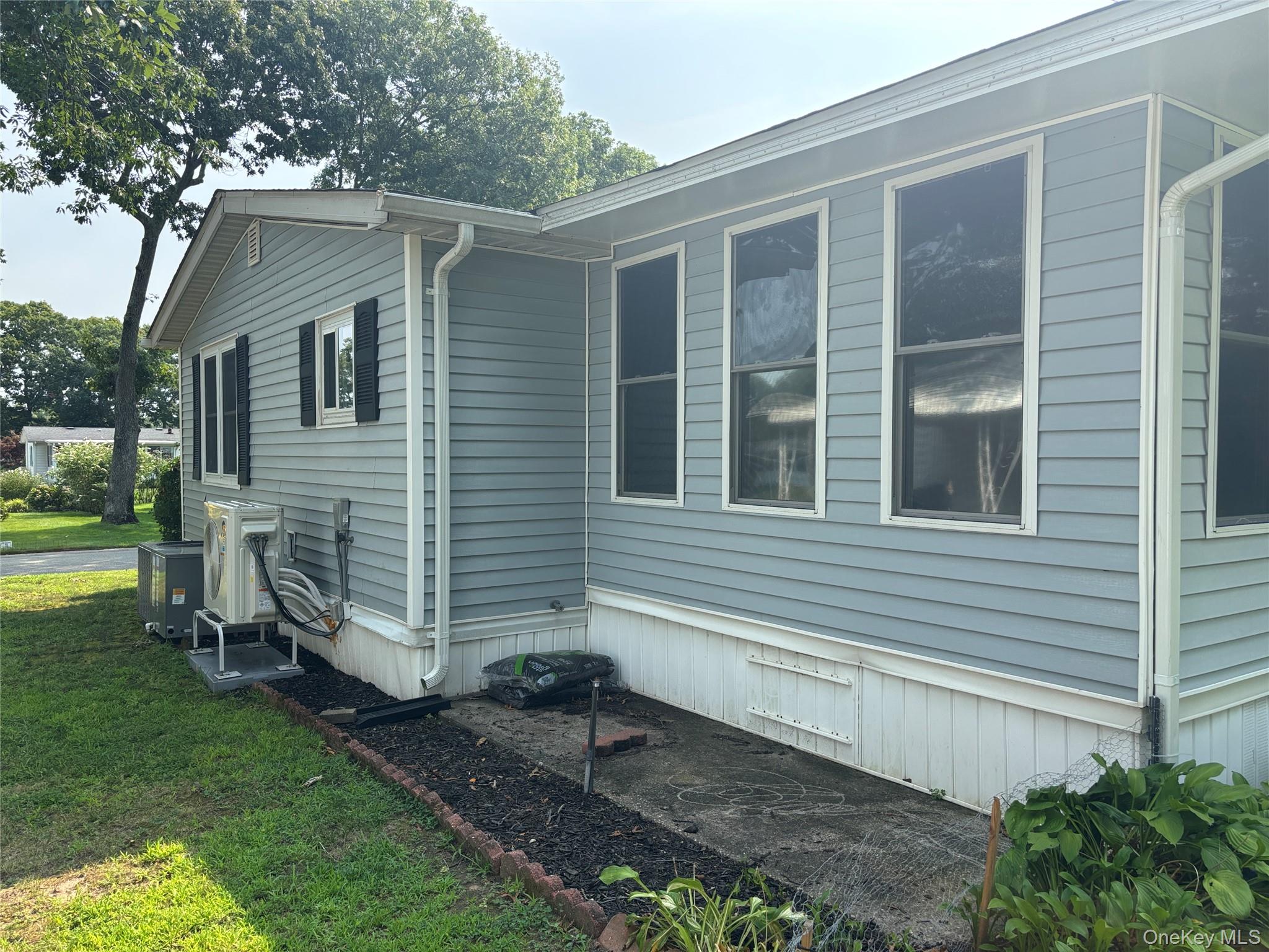 1661 Old Country Road, Unit 454 photo 10