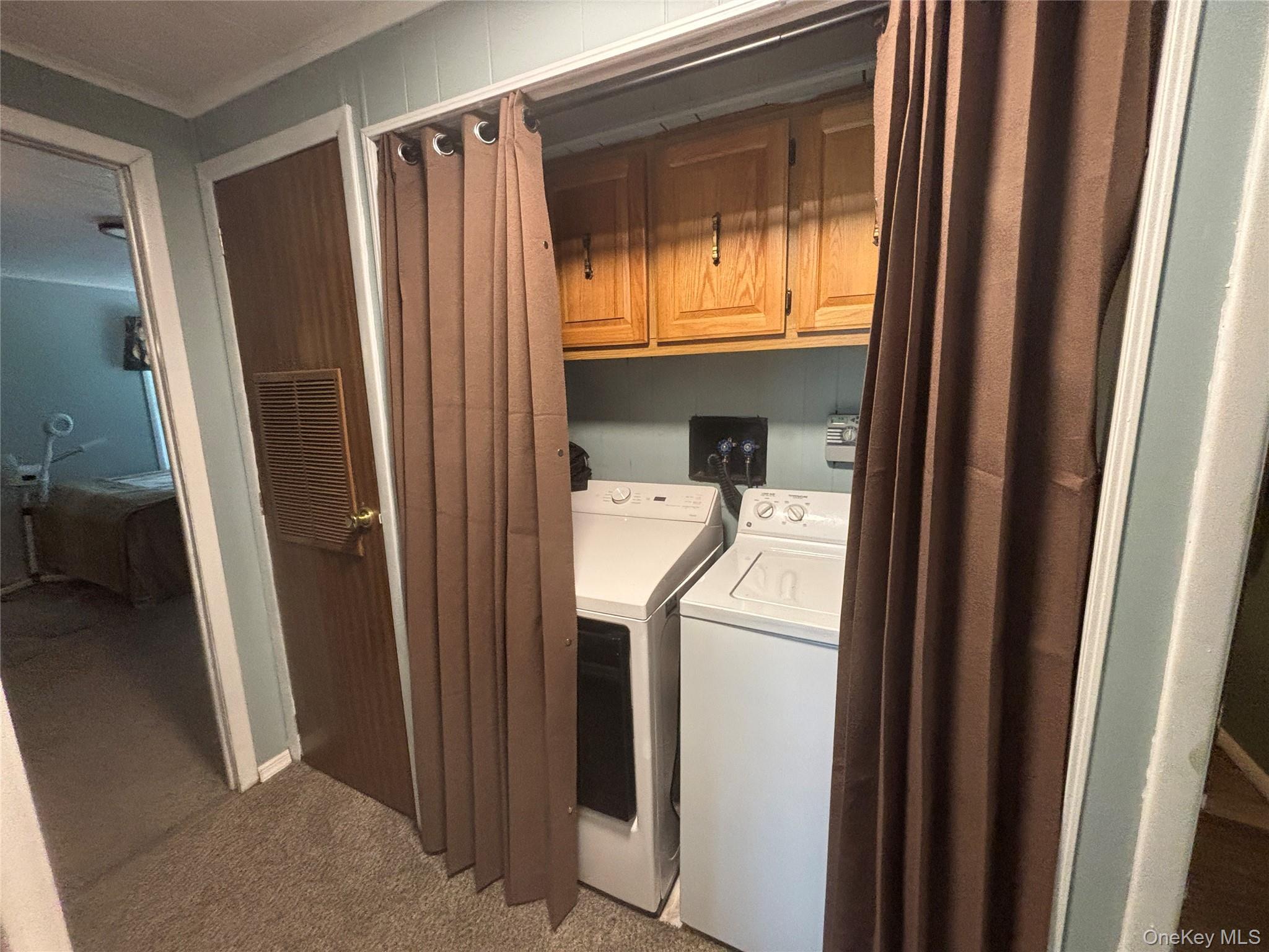 1661 Old Country Road, Unit 454 photo 27