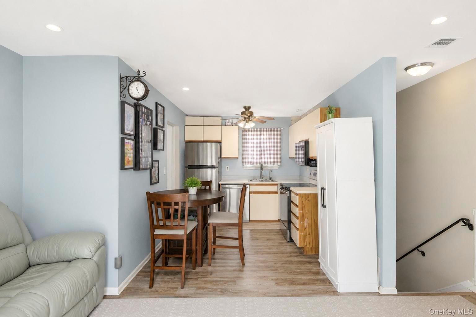 116 Westend Avenue, Unit 4 photo 19