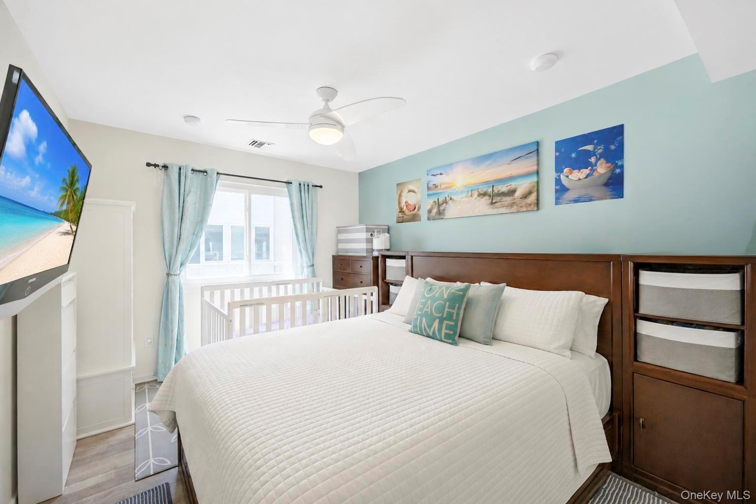 116 Westend Avenue, Unit 4 photo 24