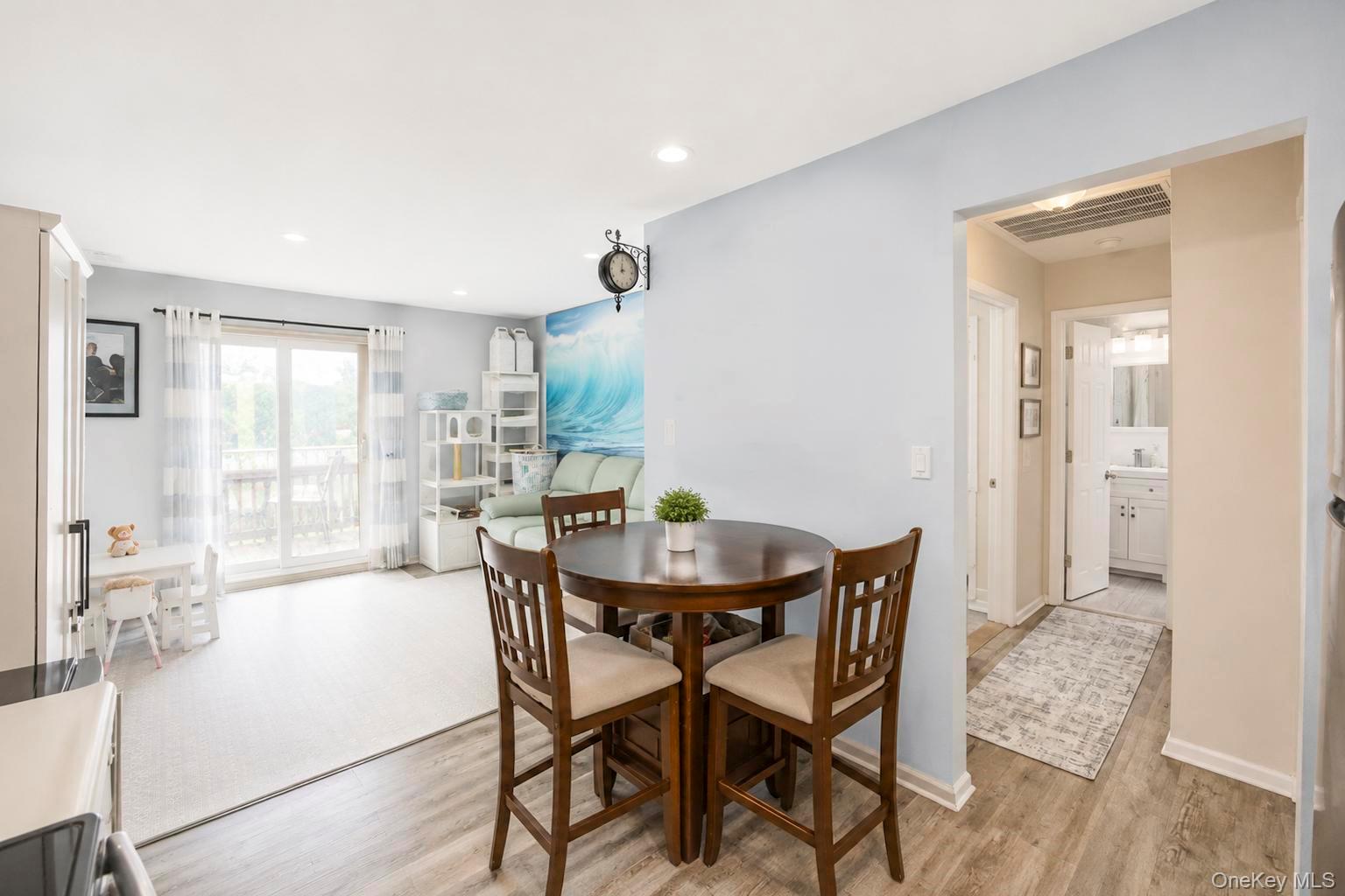 116 Westend Avenue, Unit 4 photo 14