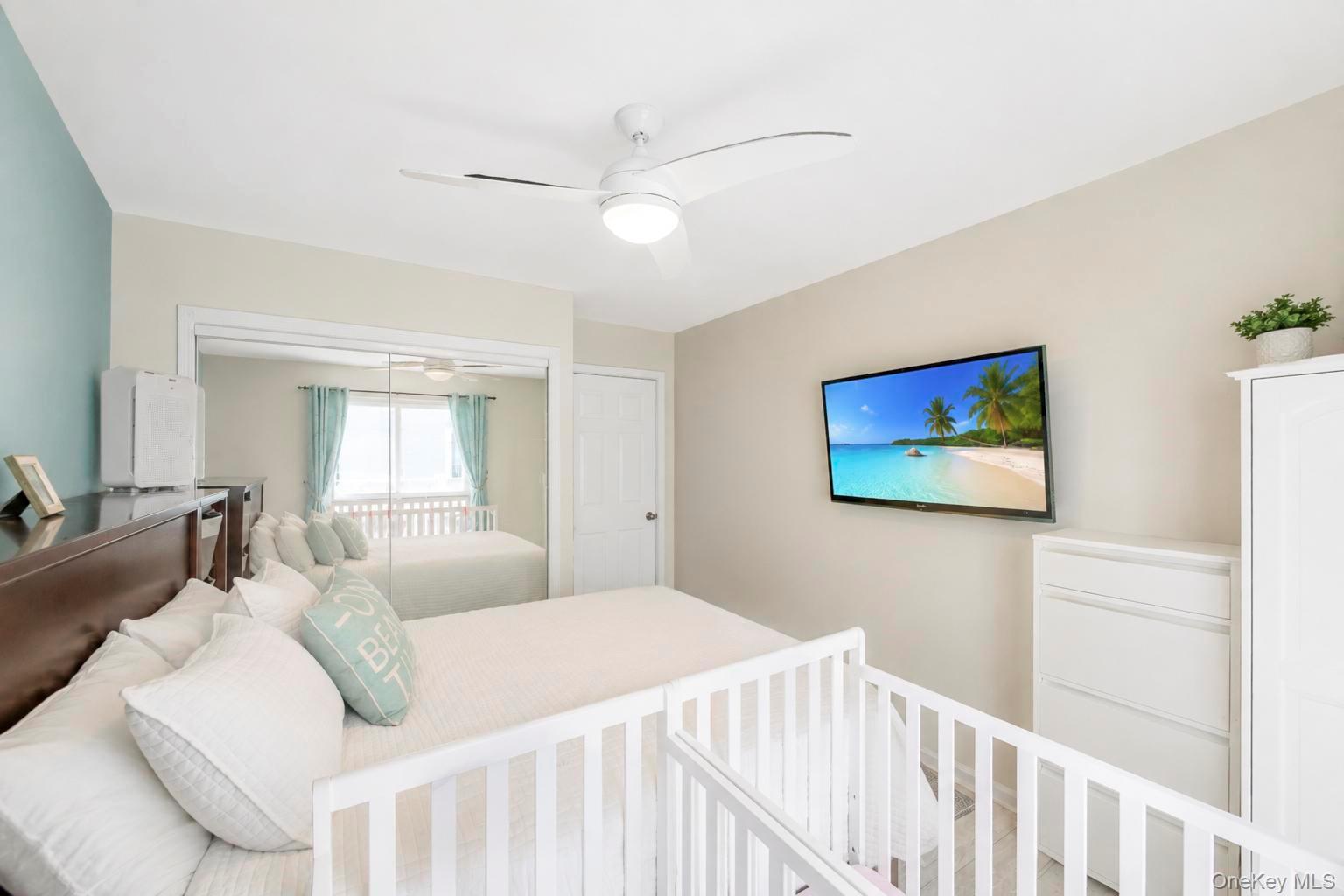 116 Westend Avenue, Unit 4 photo 26