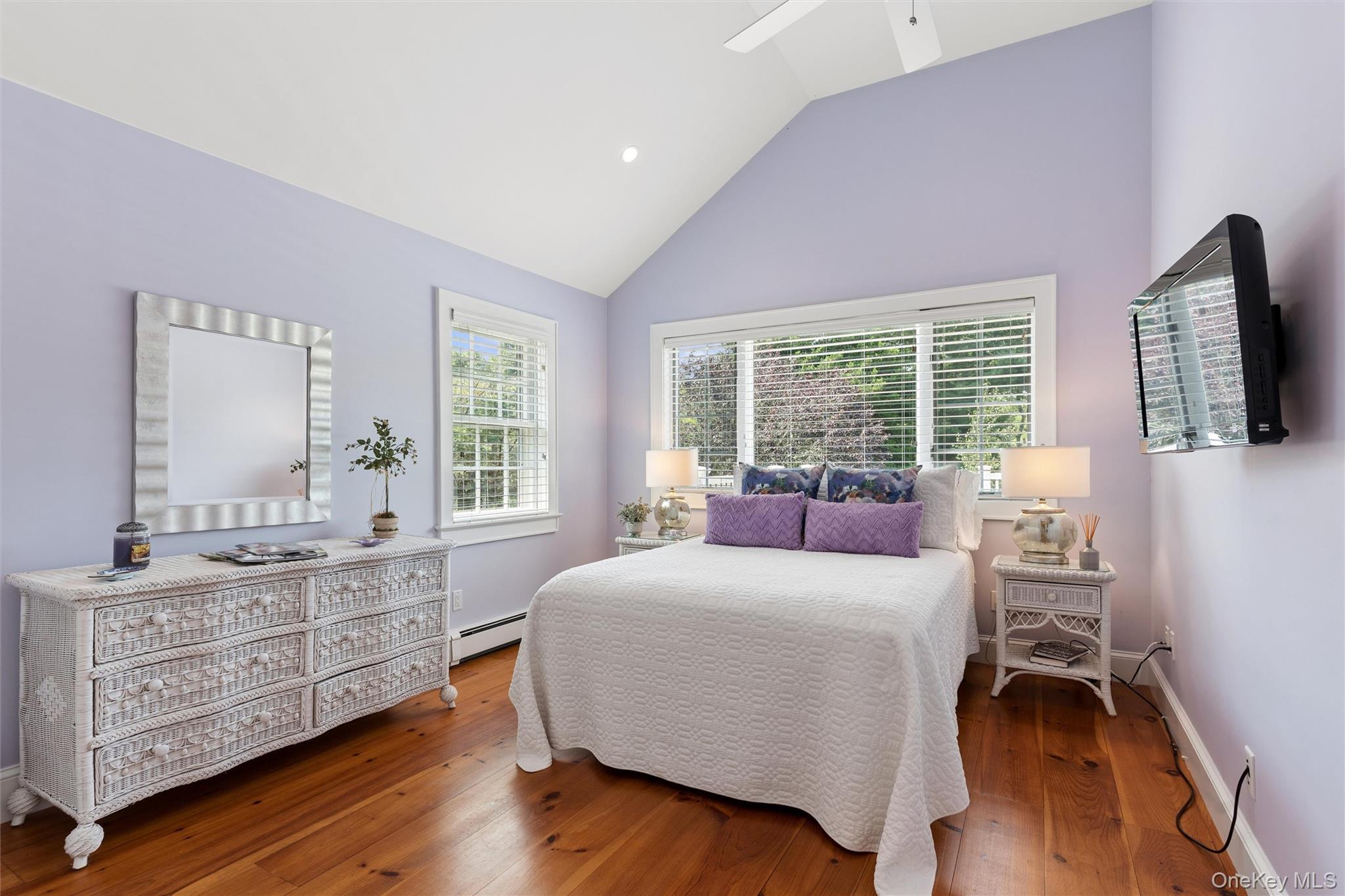 245 Meadows W – For Sale photo 25