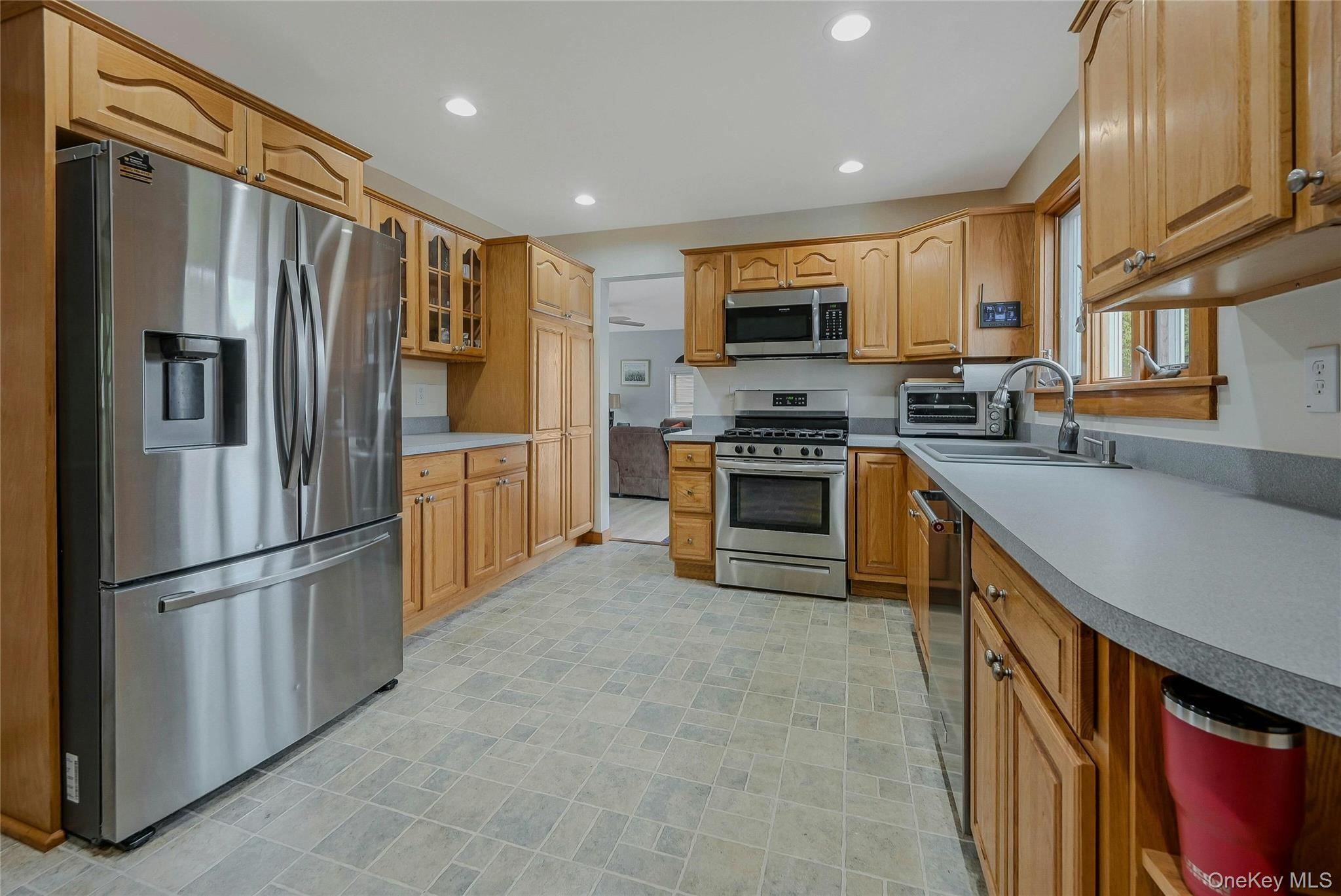 130 Tasker Lane – For Sale photo 7