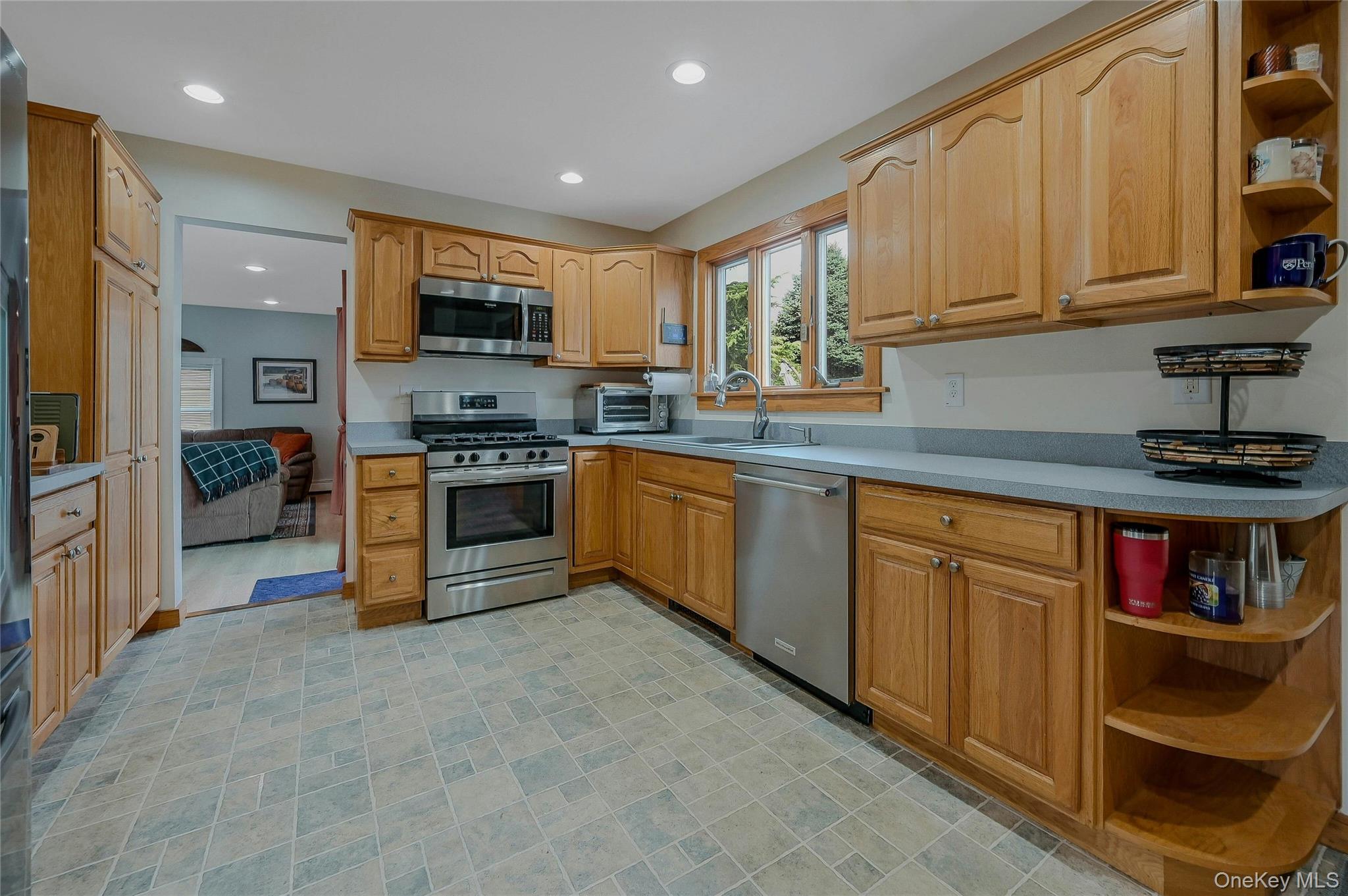 130 Tasker Lane – For Sale photo 6
