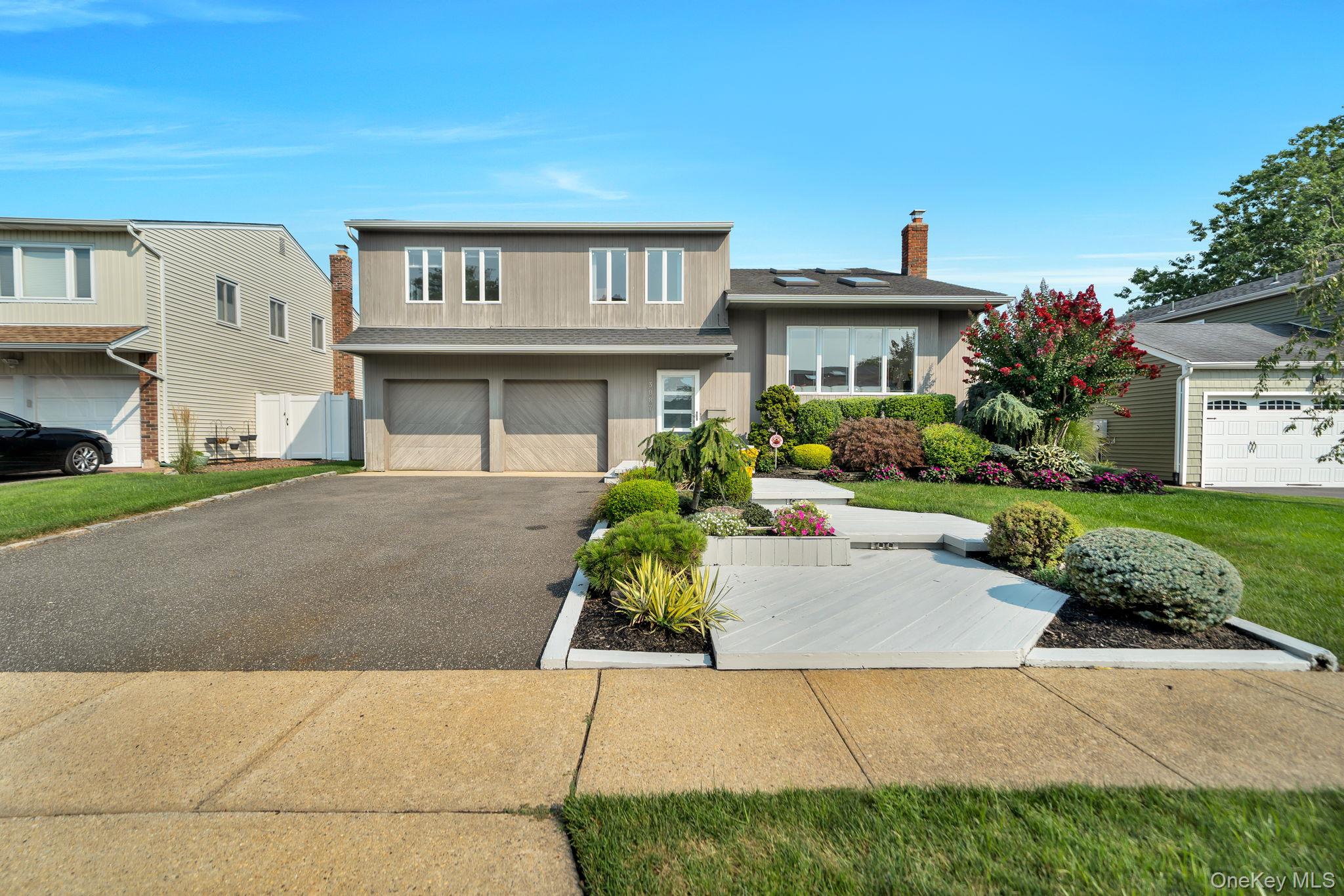 3087 Lydia Lane – For Sale photo 2