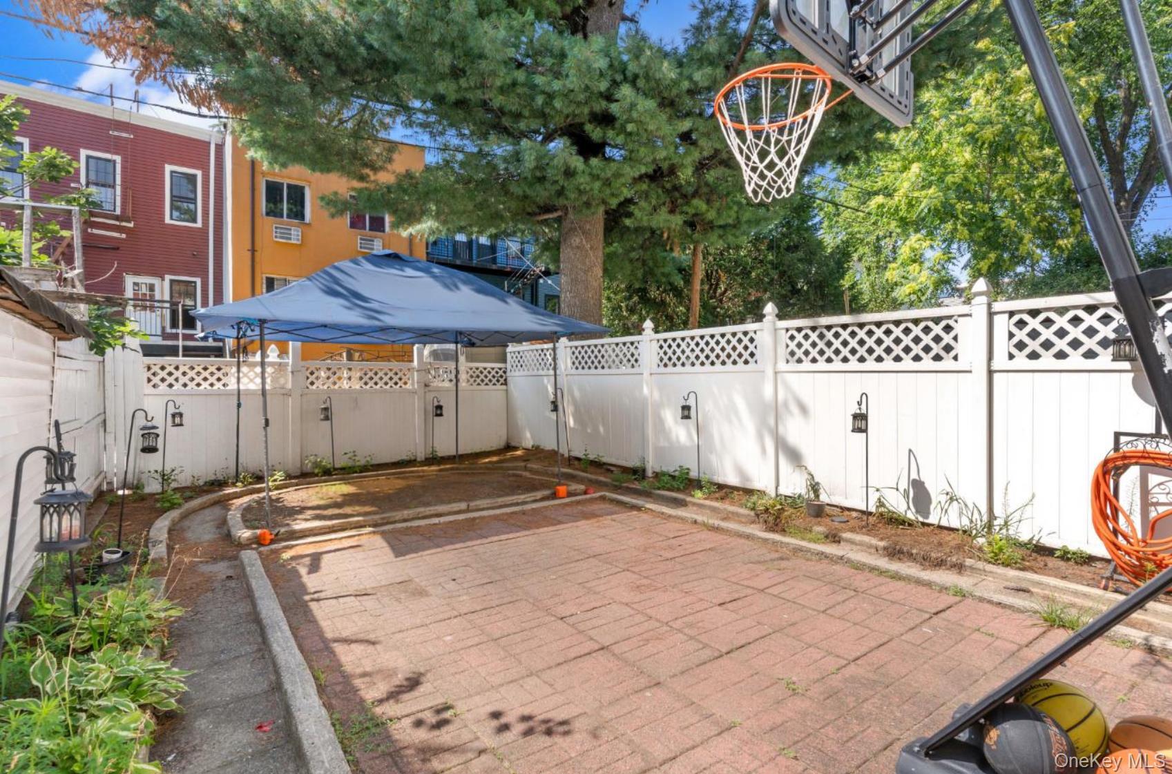 1207 Hancock Street – For Sale photo 6