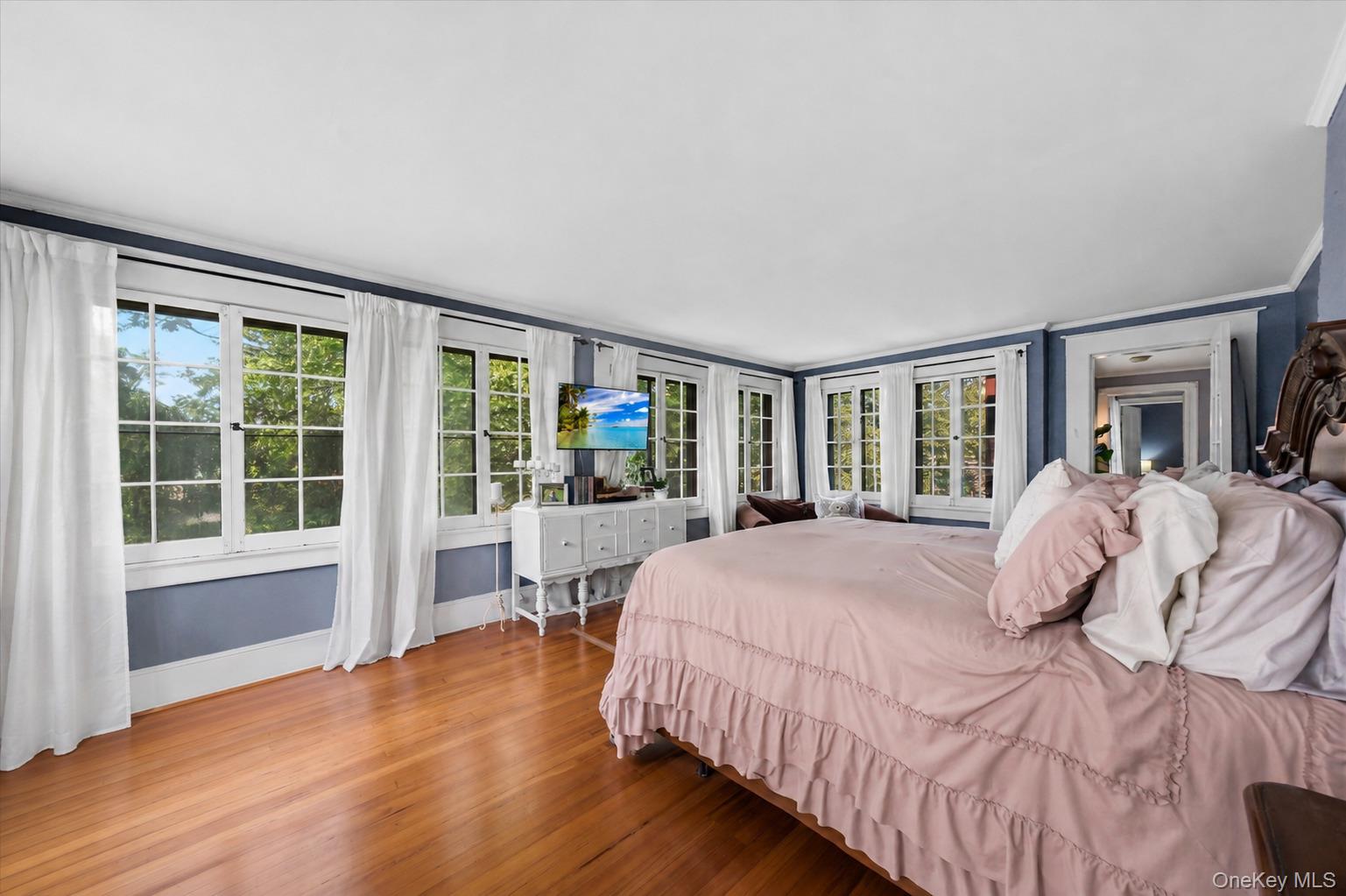 83 Hooker Avenue – For Sale photo 28