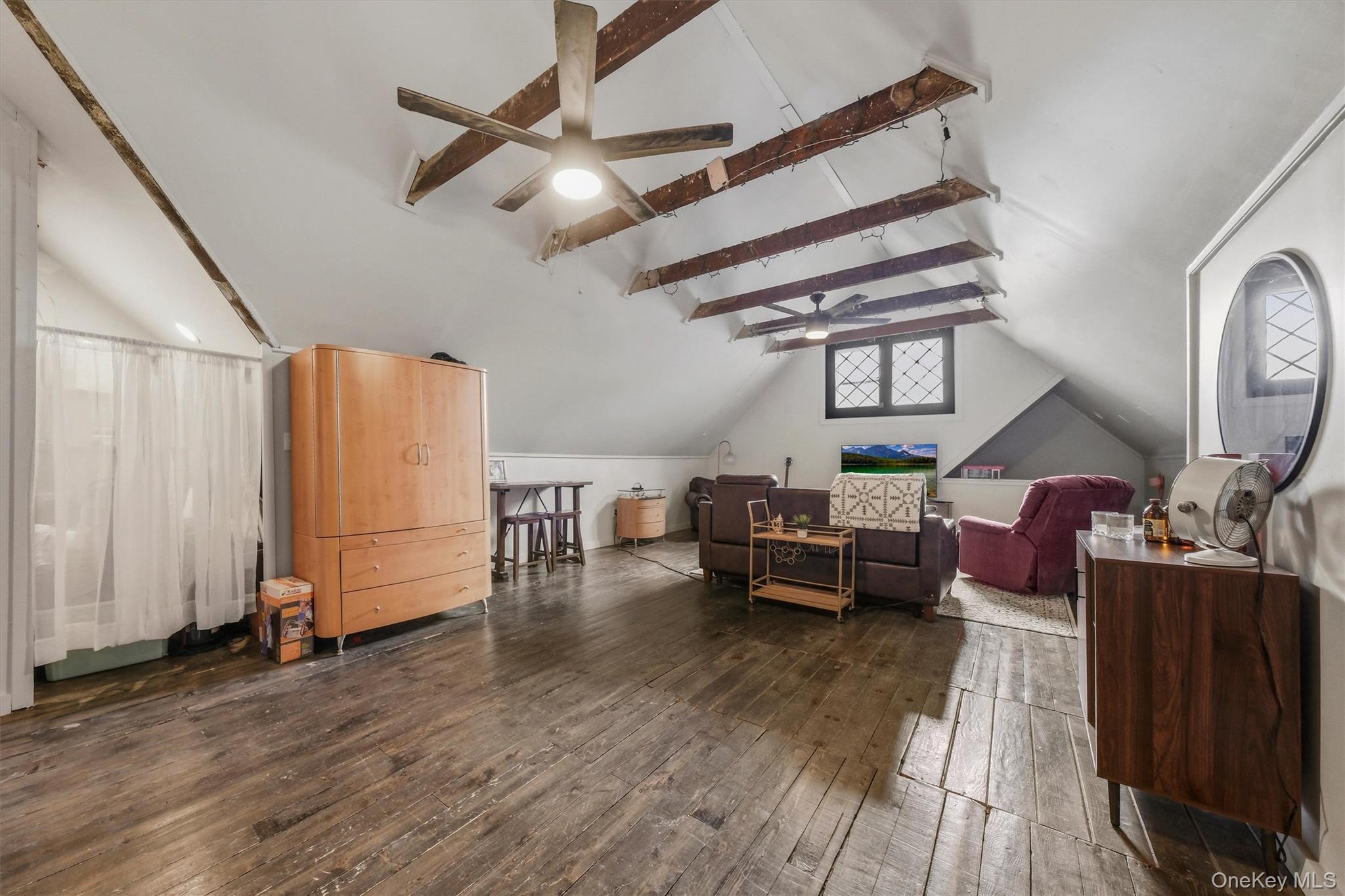 83 Hooker Avenue – For Sale photo 40