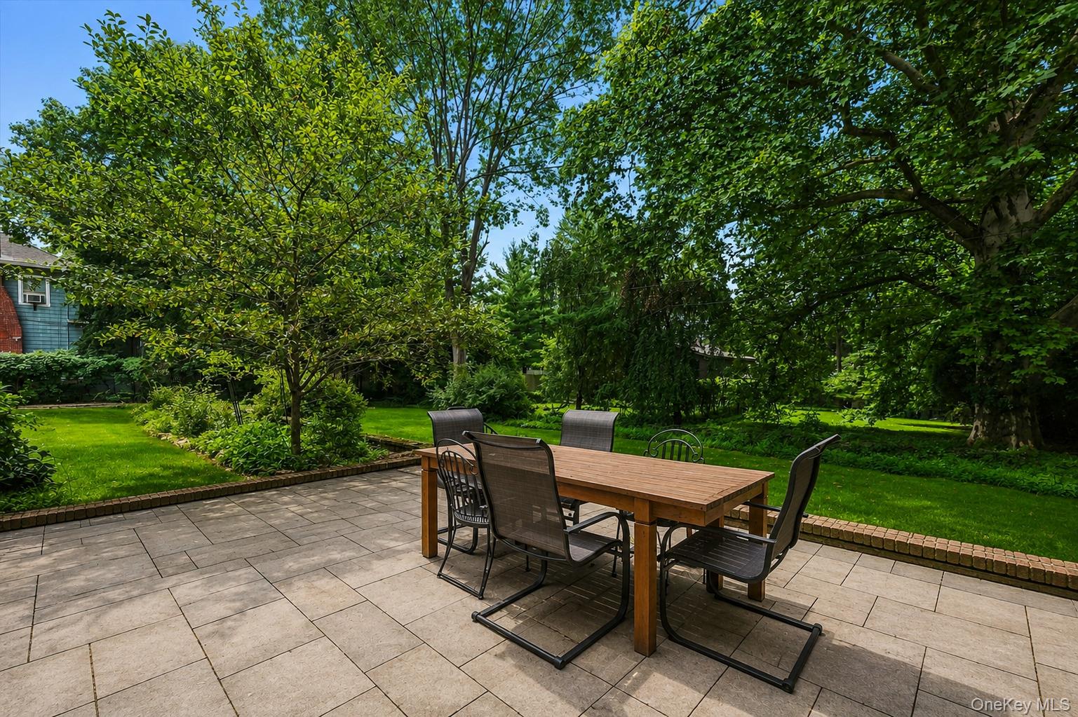83 Hooker Avenue – For Sale photo 47