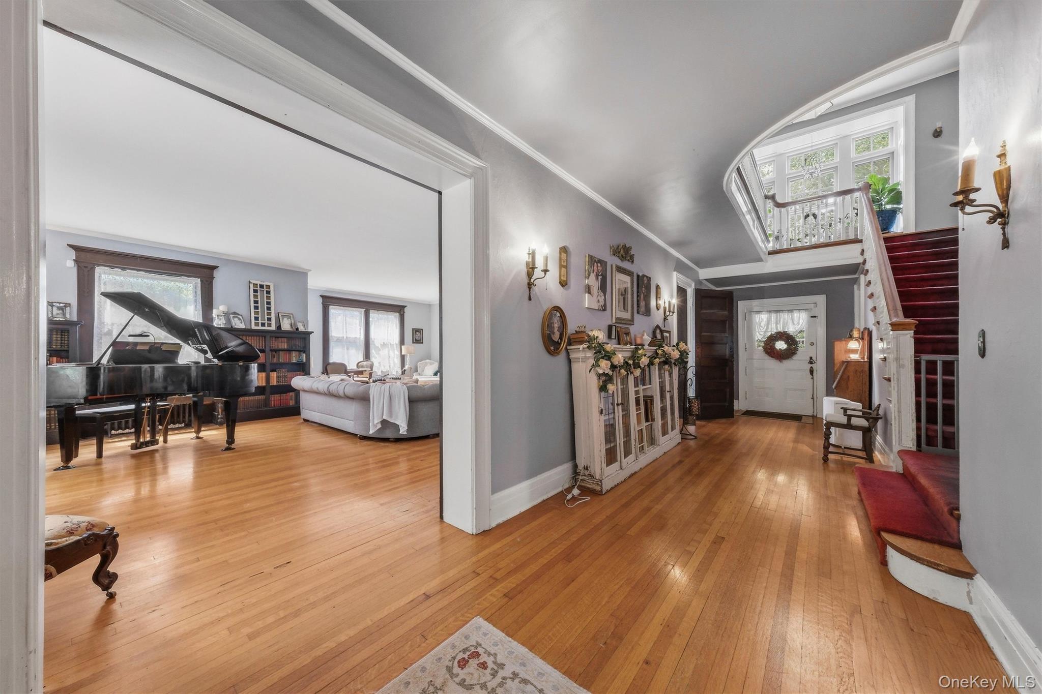 83 Hooker Avenue – For Sale photo 6