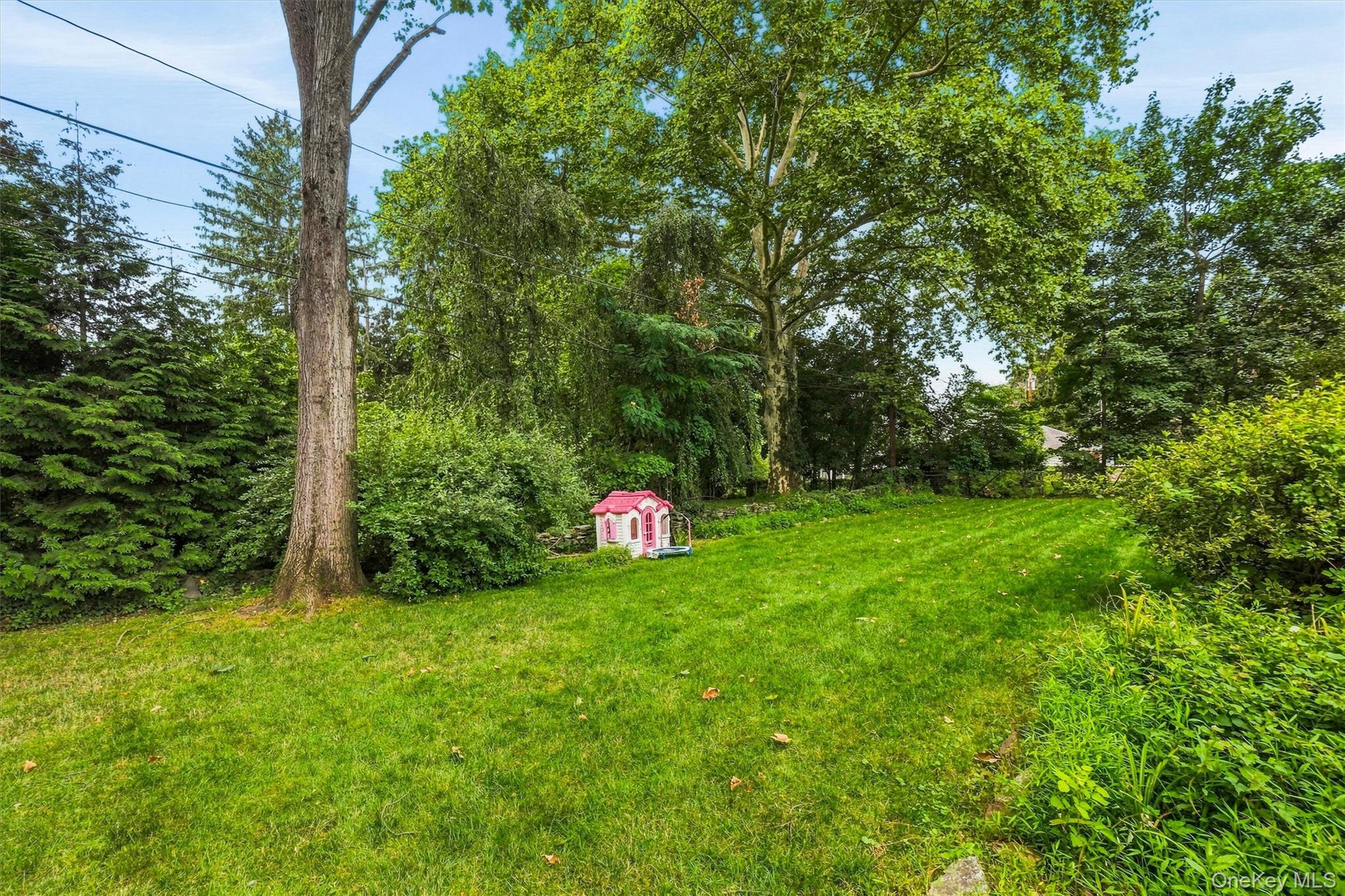 83 Hooker Avenue – For Sale photo 49