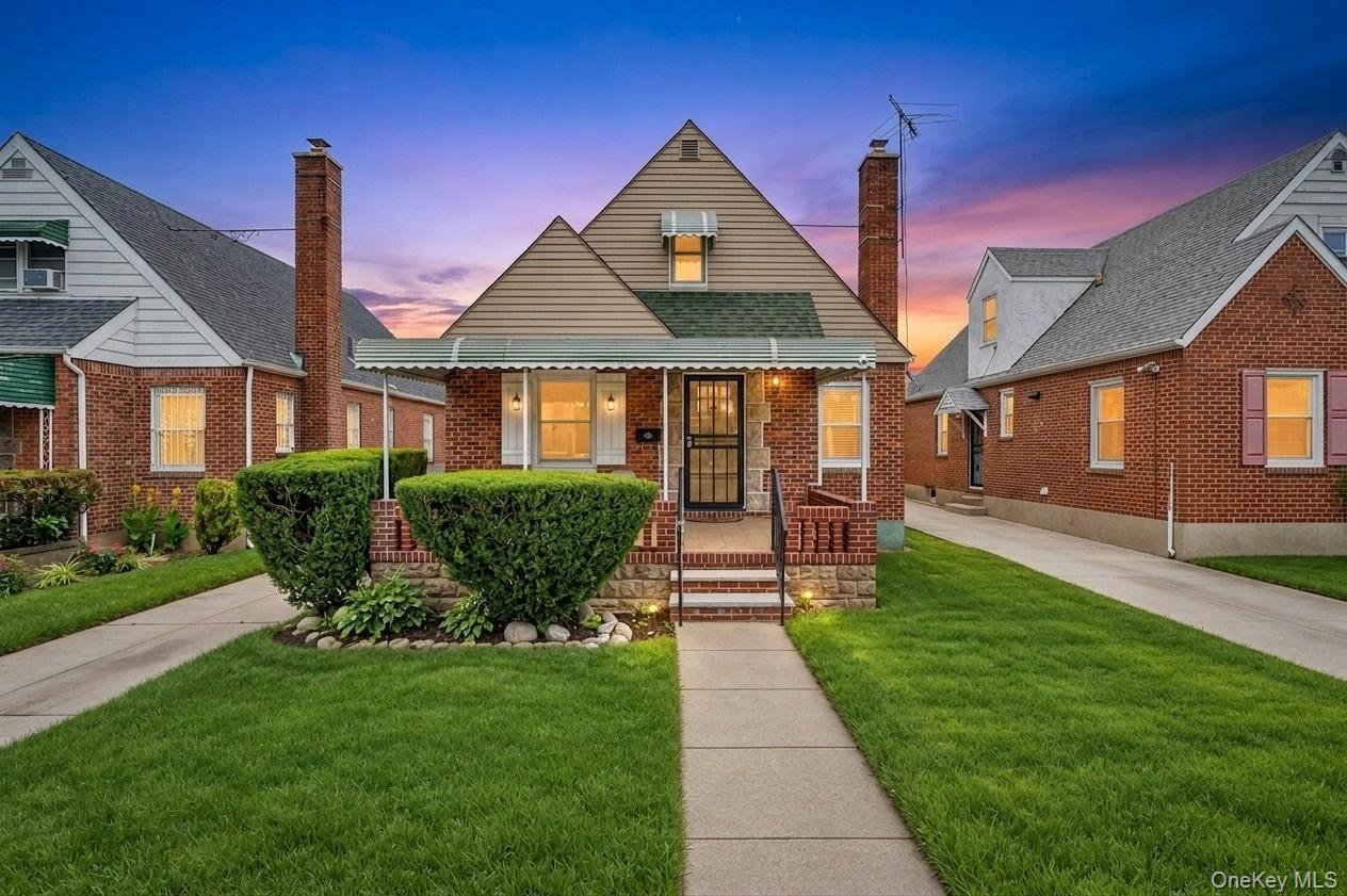 11934 224th Street – For Sale