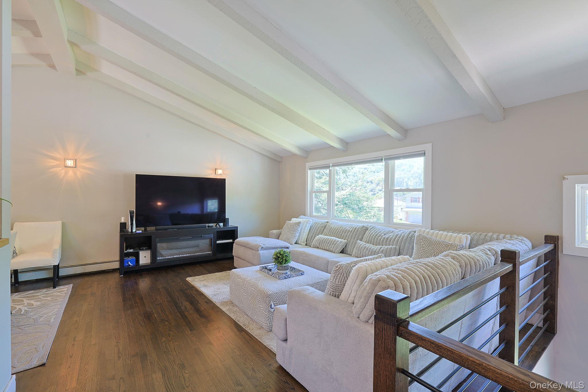 36 Lakewood Road – For Sale photo 8
