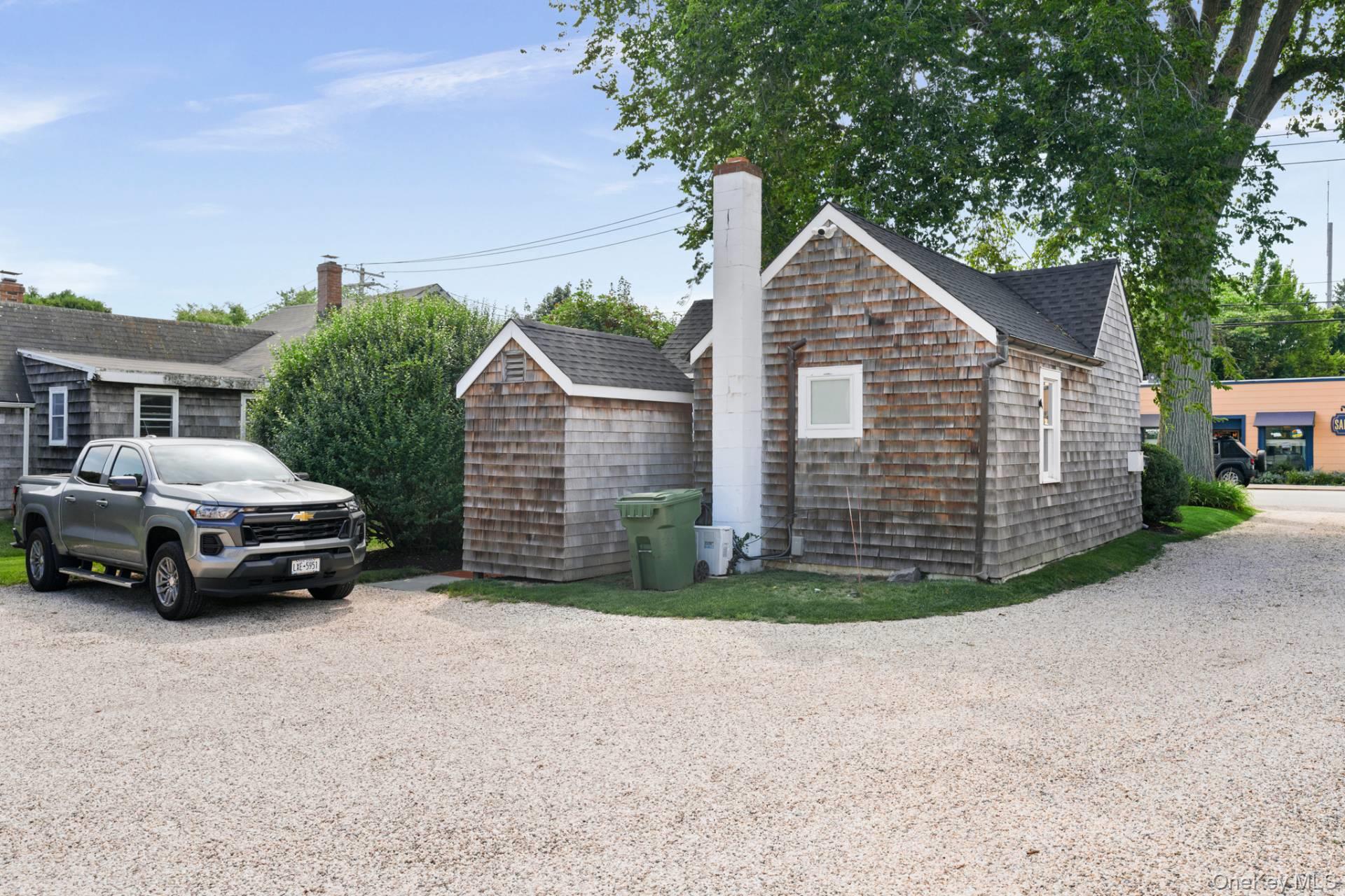 30 Race Lane – For Sale photo 11