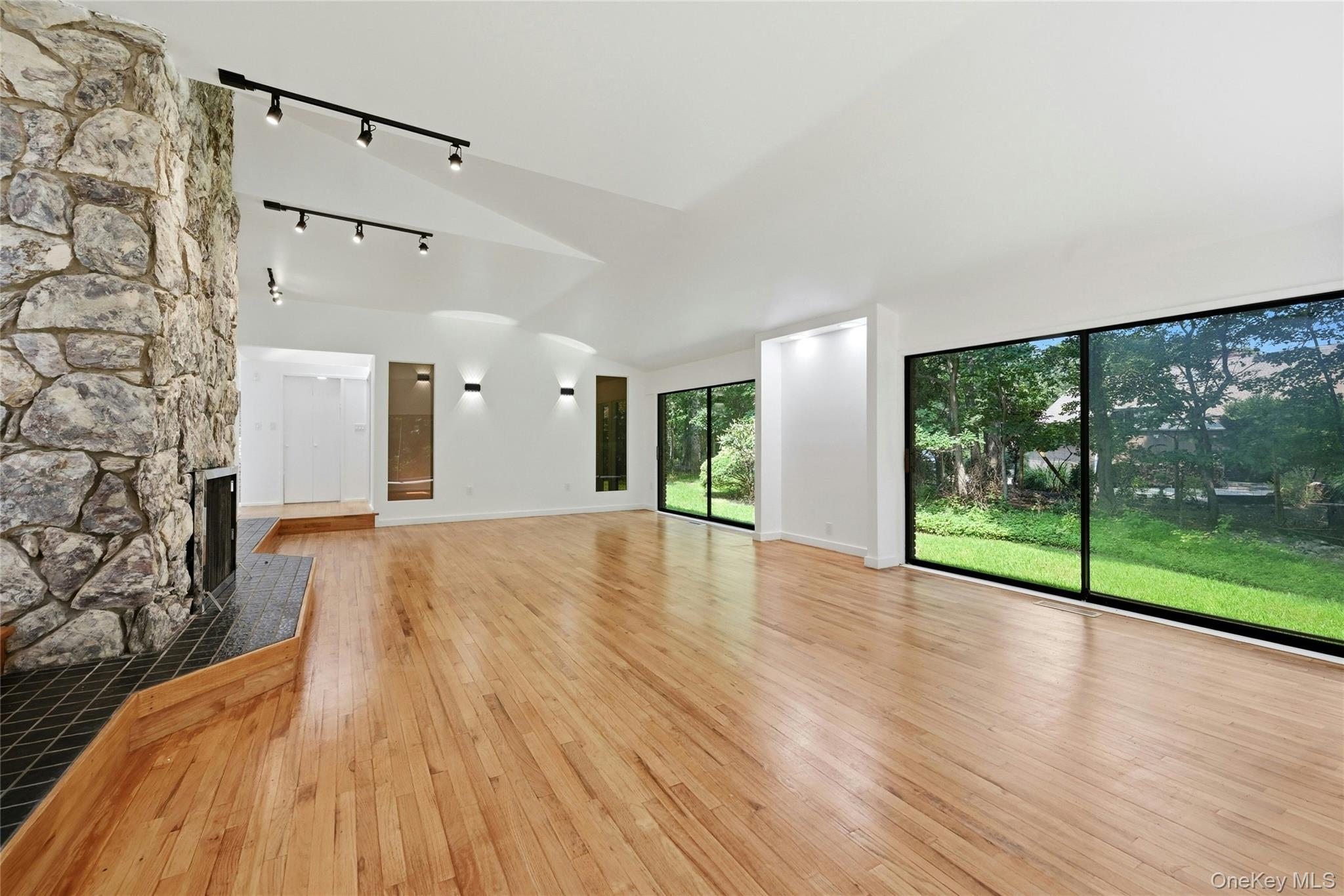 12 Lost Meadow Lane – For Sale photo 8