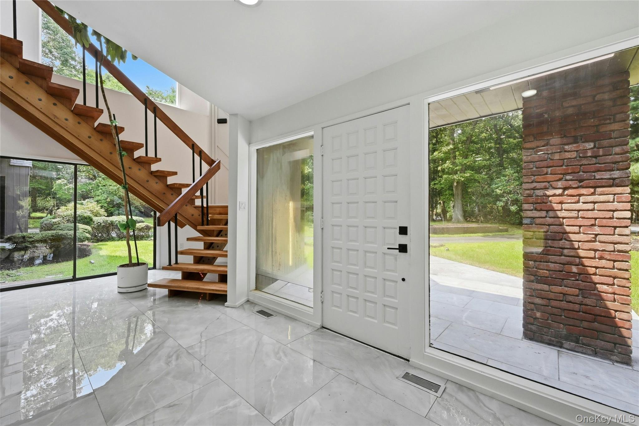 12 Lost Meadow Lane – For Sale photo 3