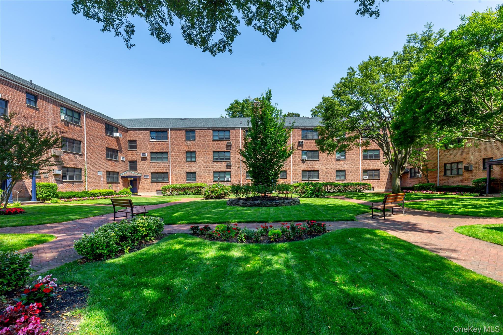 15 Beach Road, Unit 3-A