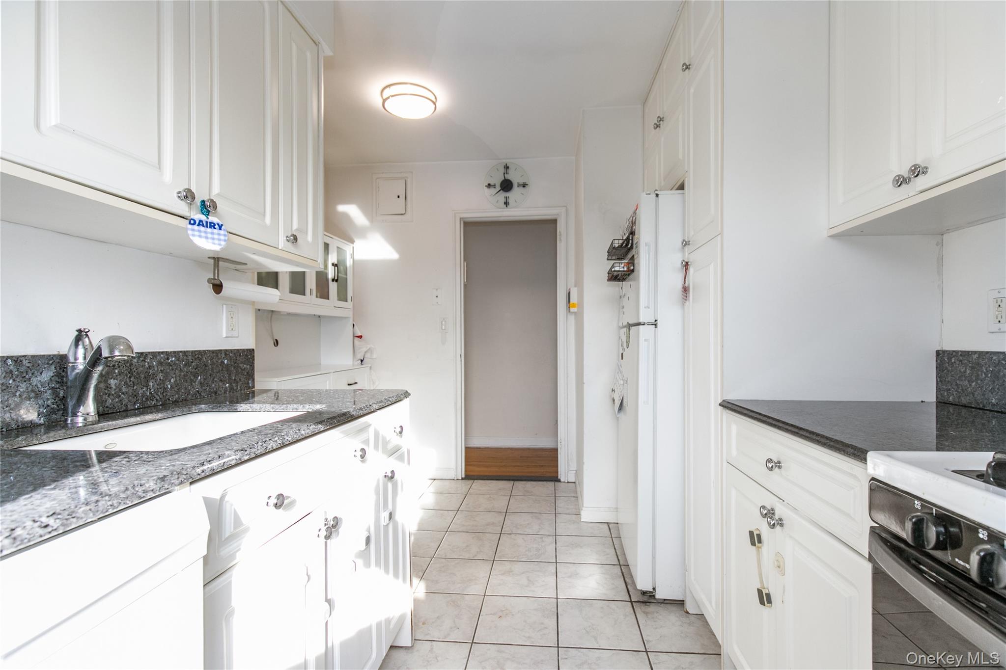 15 Beach Road, Unit 3-A photo 8