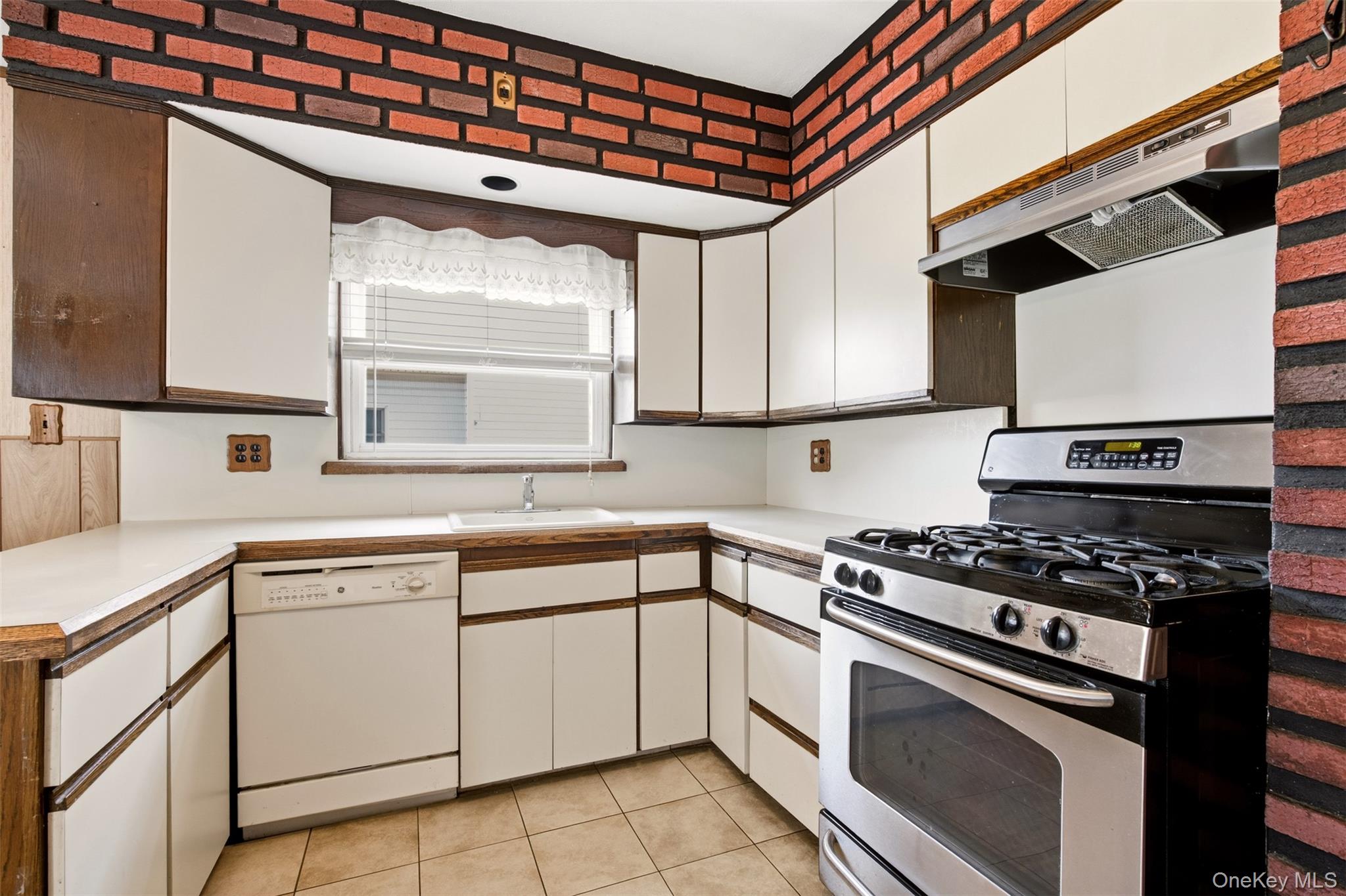 1315 Scimitar Avenue – For Sale photo 13