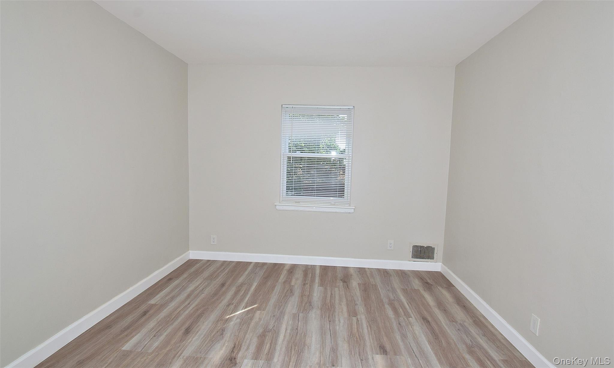 7336 197th Street – For Rent photo 5