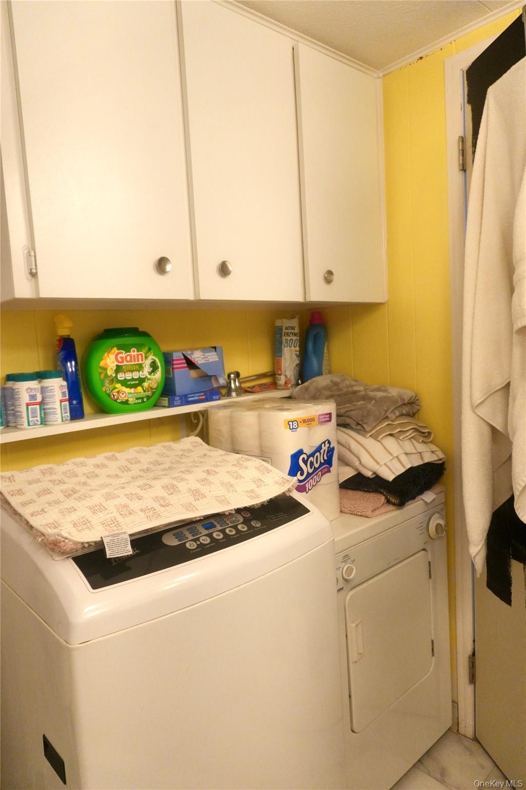 658 Sound Avenue, Unit E-6 photo 13