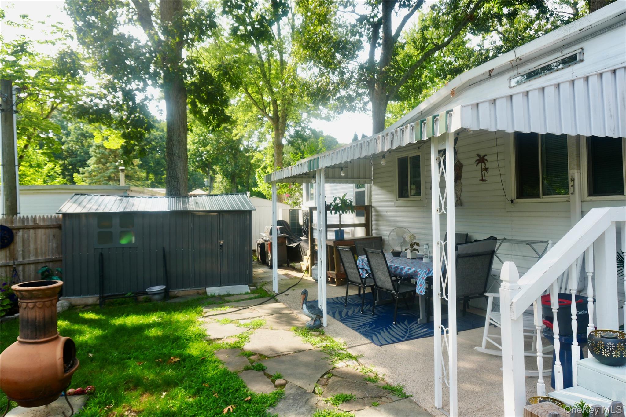 658 Sound Avenue, Unit E-6 photo 2
