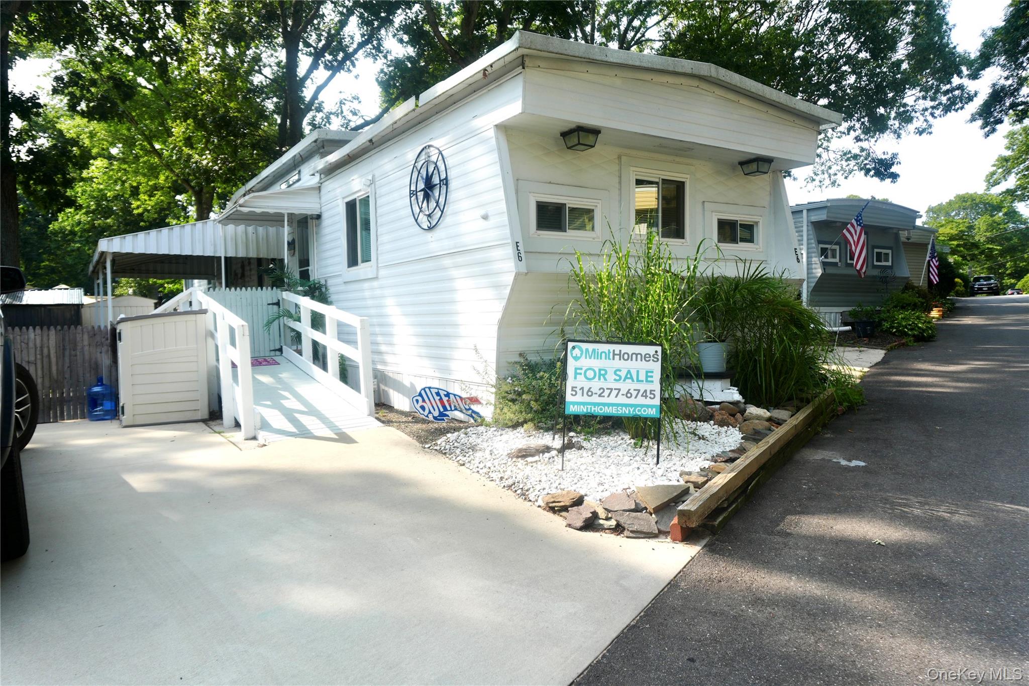 658 Sound Avenue, Unit E-6 photo 6