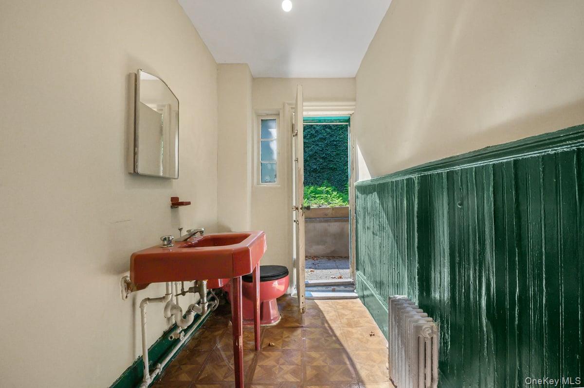 308 Pleasant Avenue – For Sale photo 13