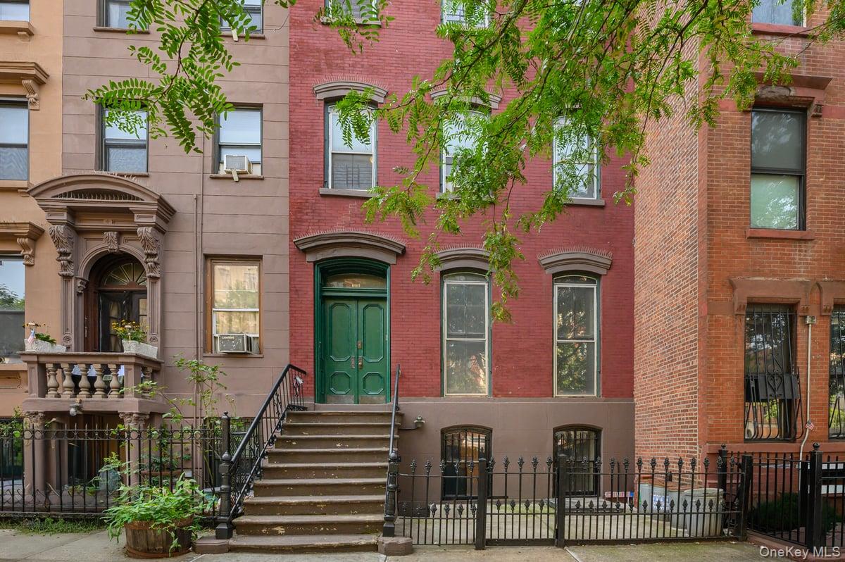 308 Pleasant Avenue – For Sale