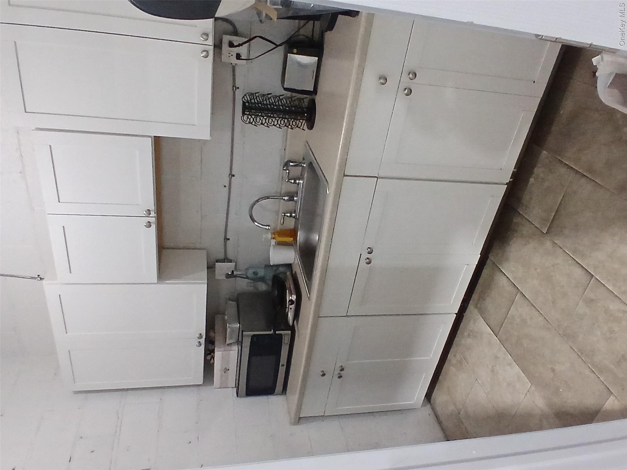 20 Deyo Place – For Sale photo 3