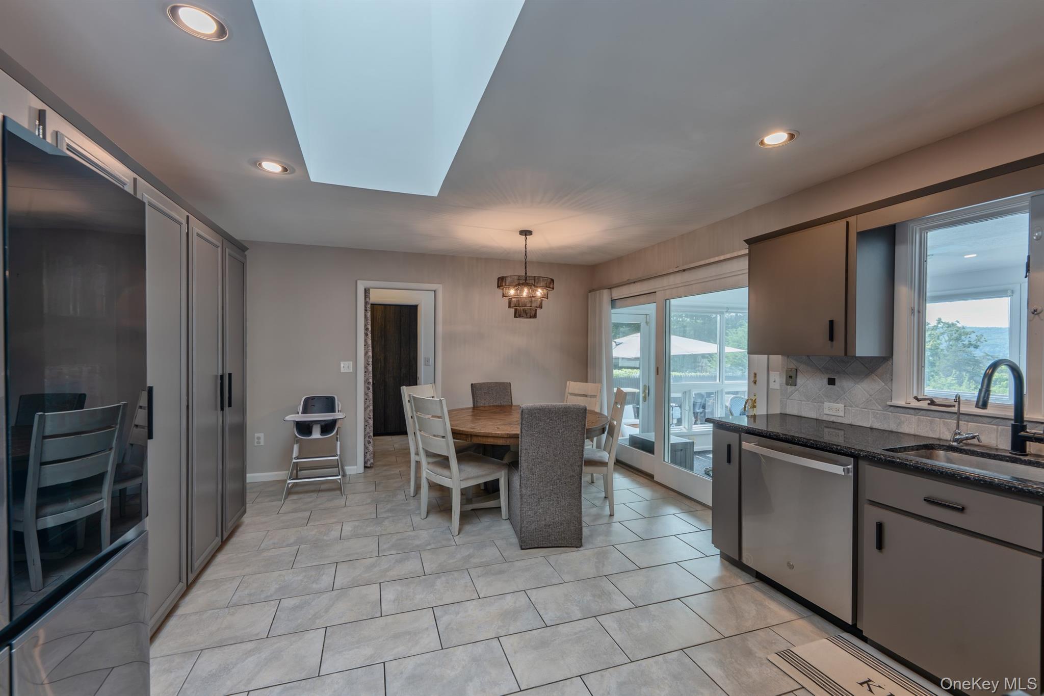 150 Jeffrey Lane – For Sale photo 13