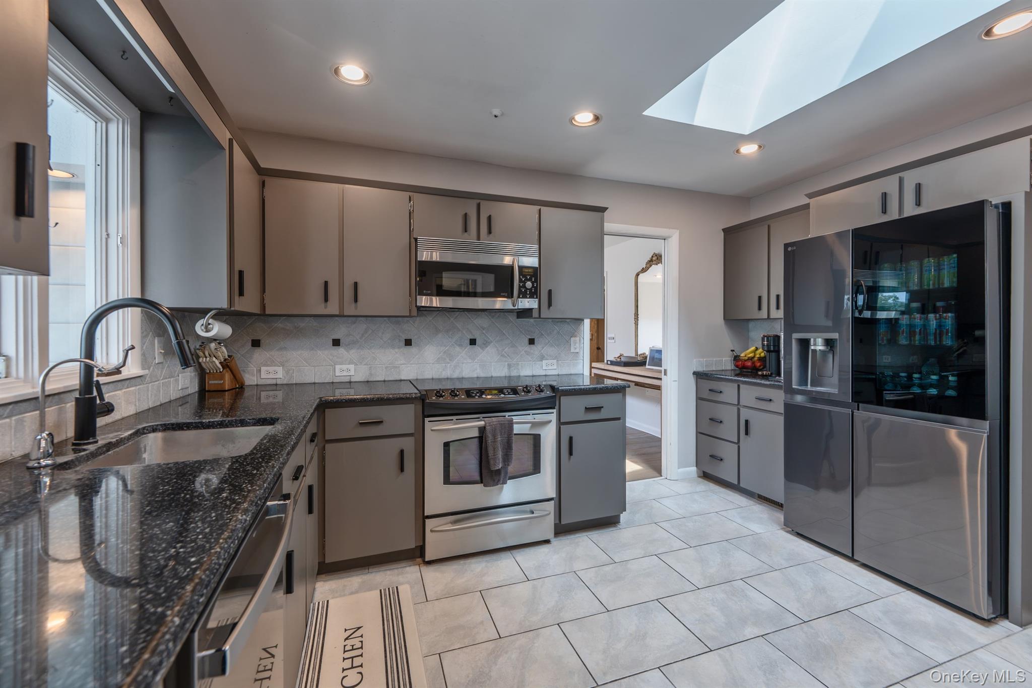 150 Jeffrey Lane – For Sale photo 15