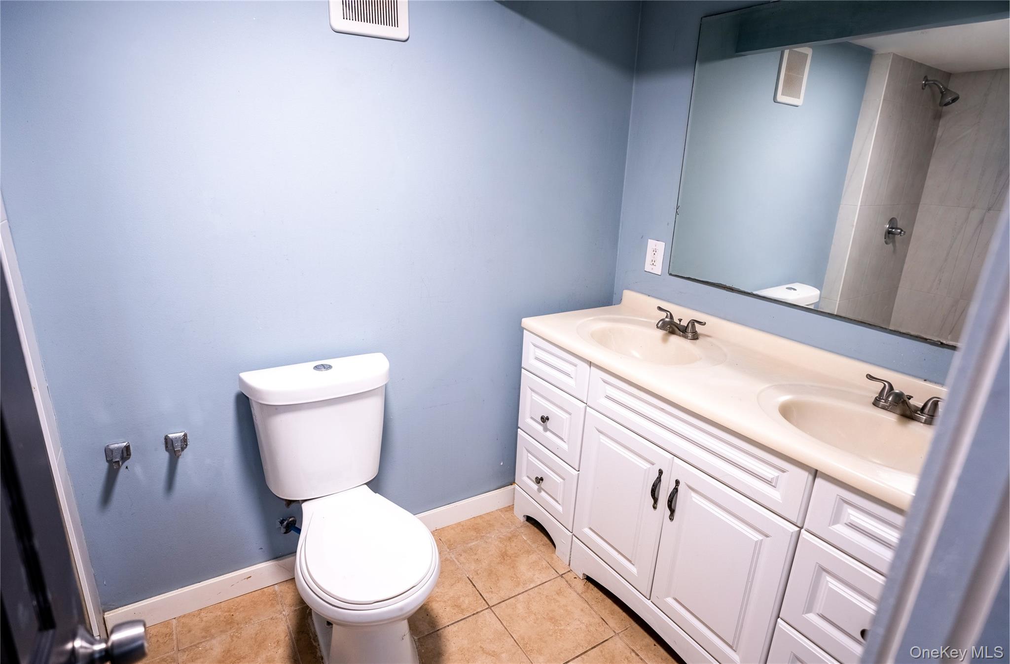 85 Cocoanut Street – For Sale photo 15